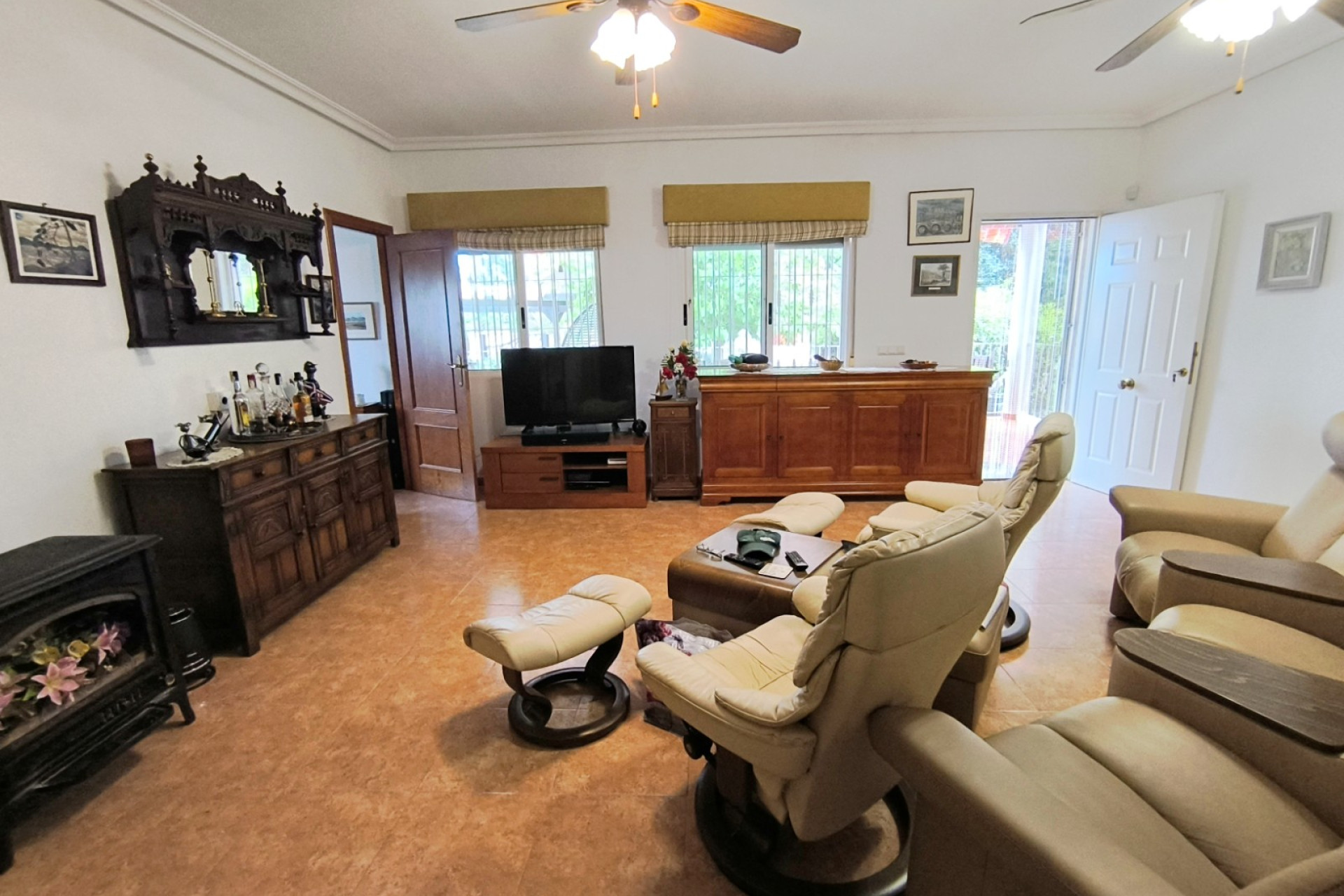 Resale - finca - Orihuela Costa - Orihuela