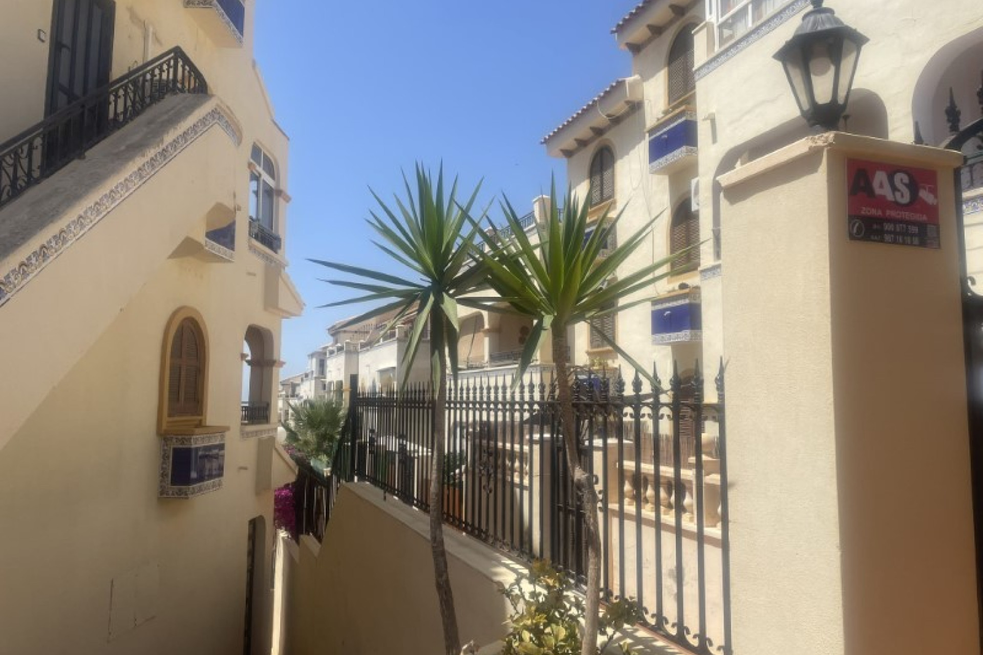 Resale - Flat - Torrevieja - Cala Del Moro