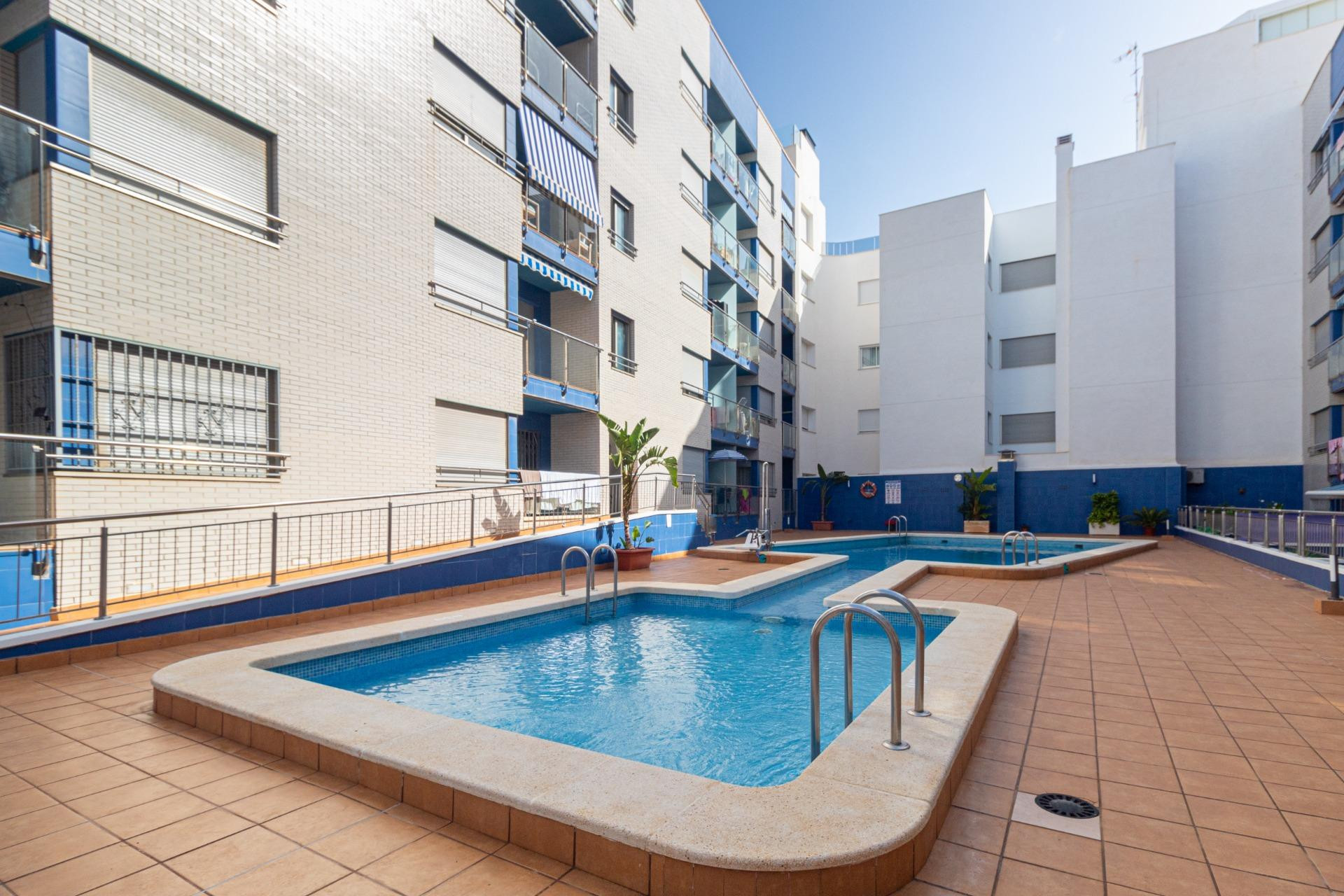 Resale - Flat - Torrevieja - Playa de los locos