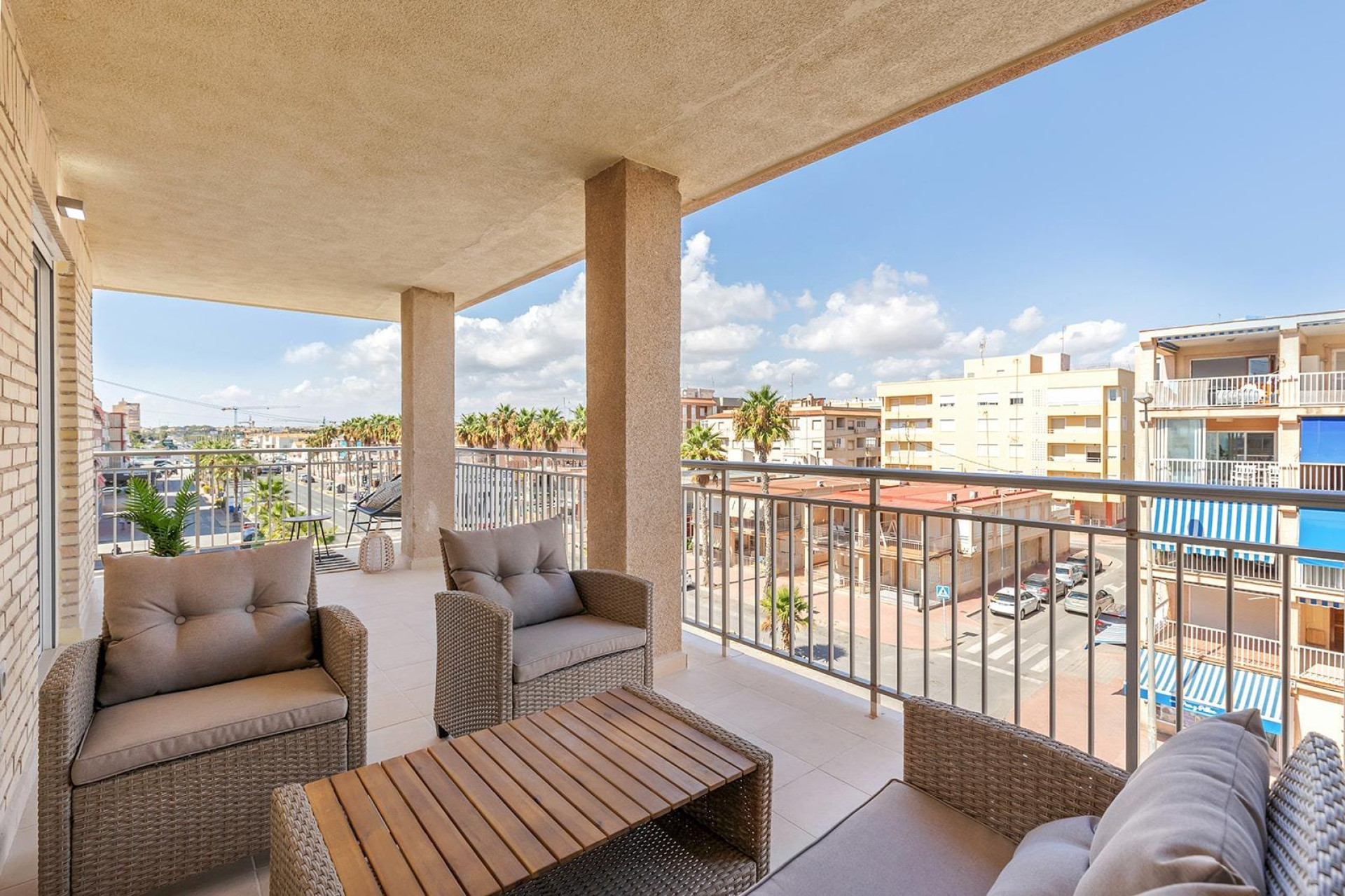 Resale - Flat - Torrevieja - Playa de los Naufragos