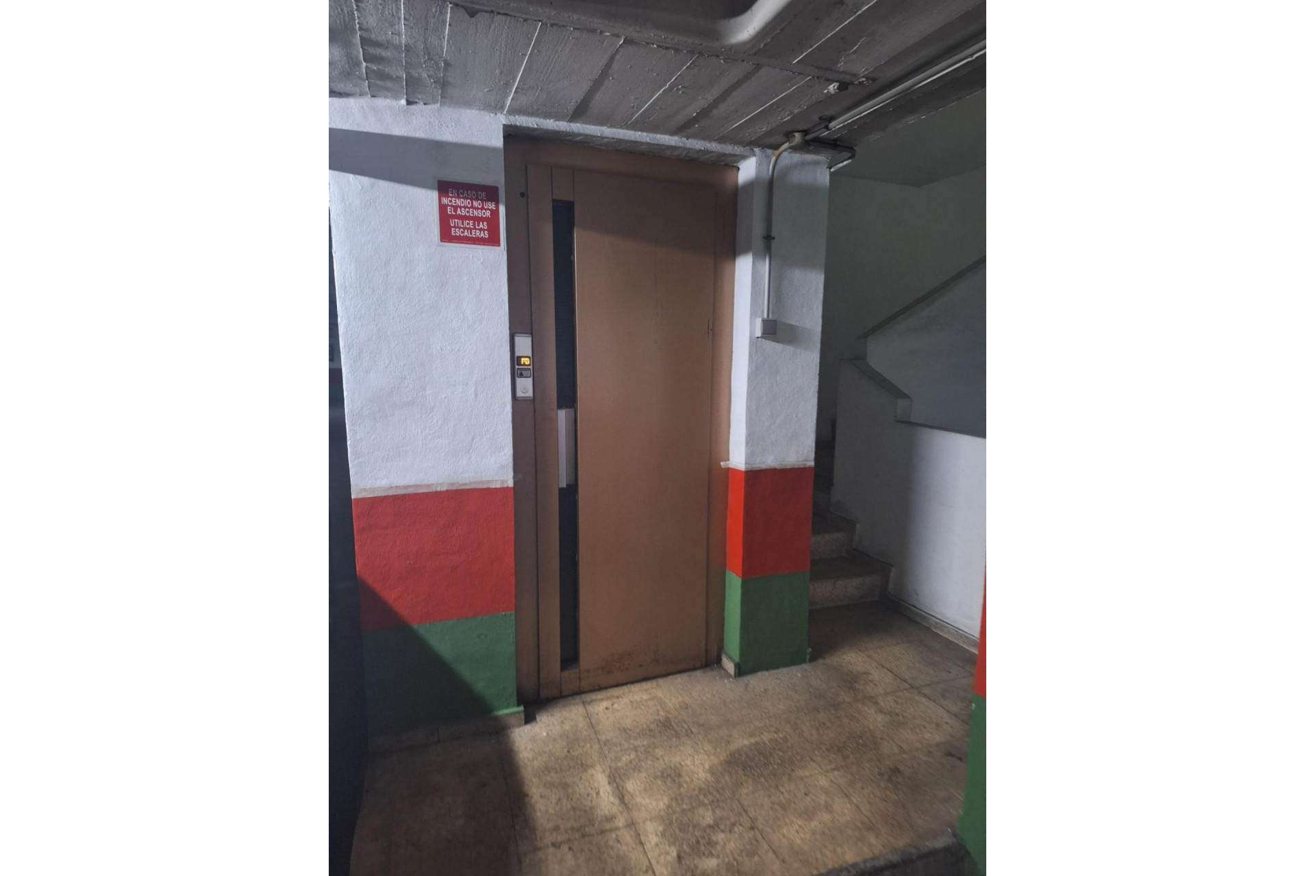 Resale - Garaje - Alicante - Mercado