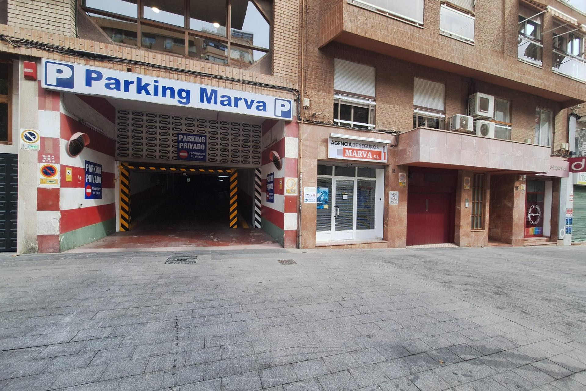 Resale - Garaje - Alicante - Mercado