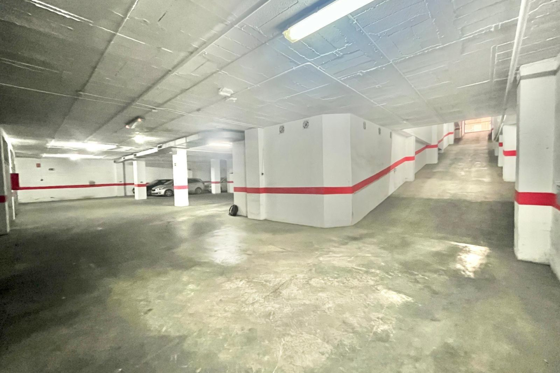 Resale - Garaje - Torrevieja - Centro