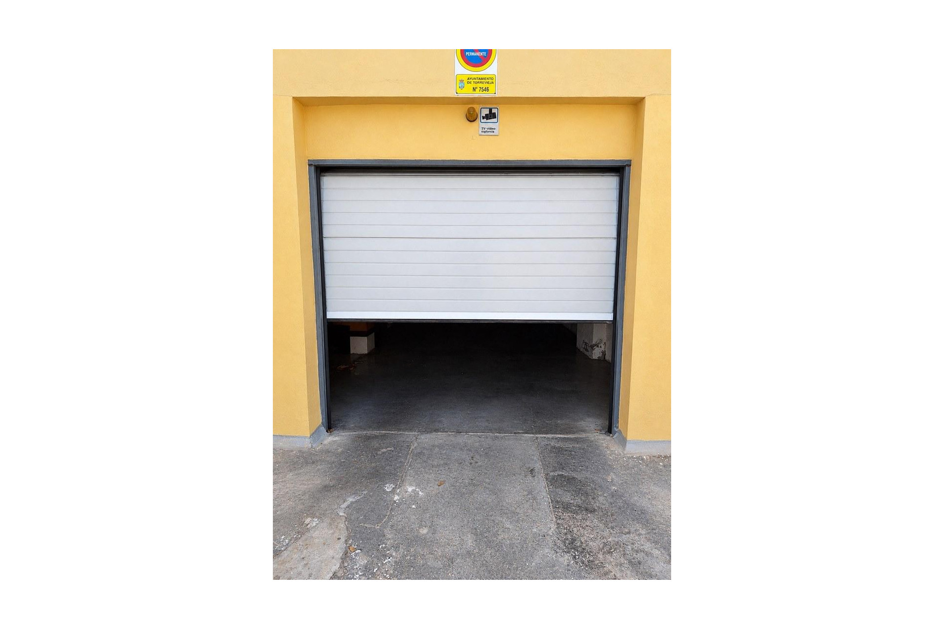 Resale - Garaje - Torrevieja - La Mata