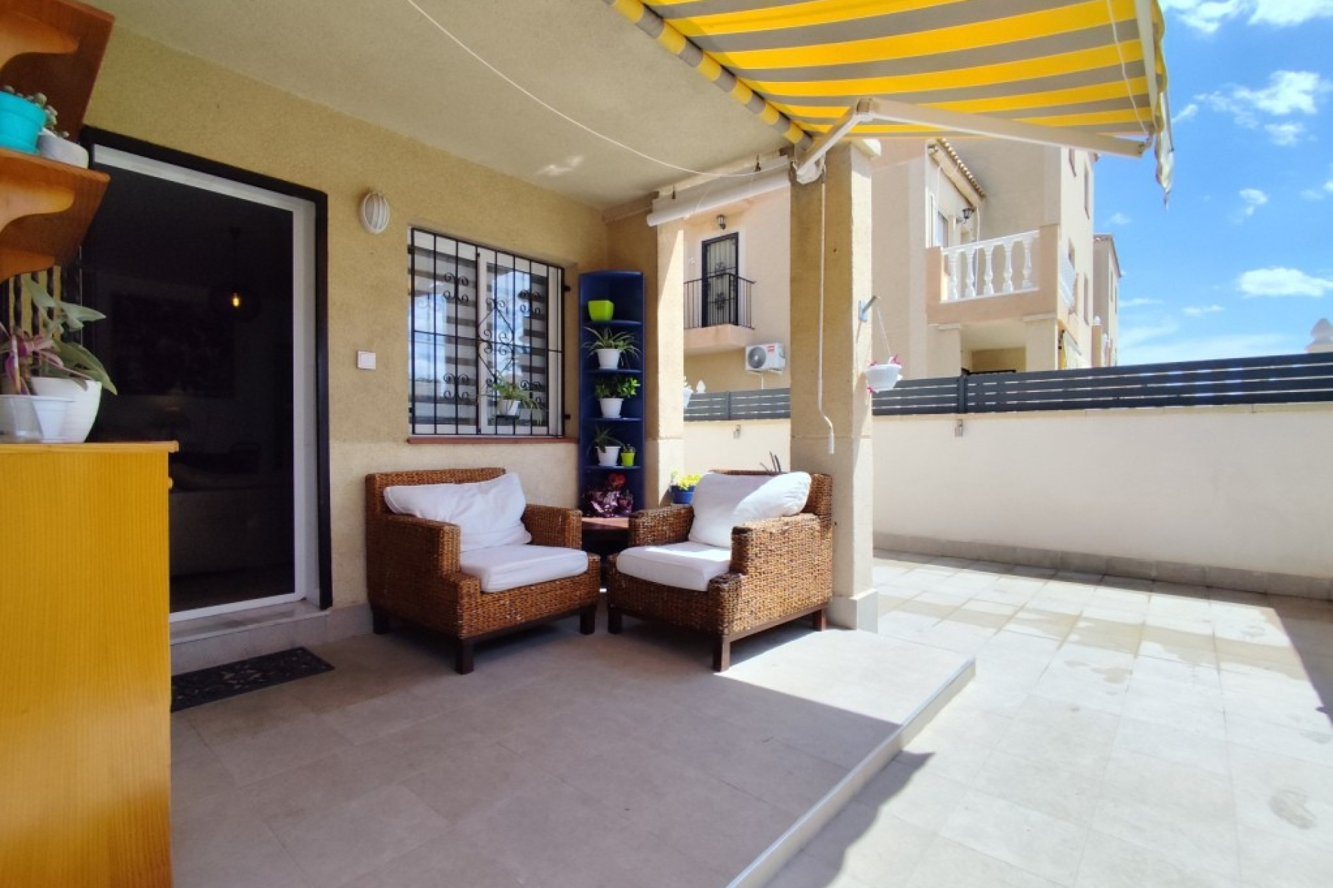 Resale - Garden Apartment - Torrevieja
