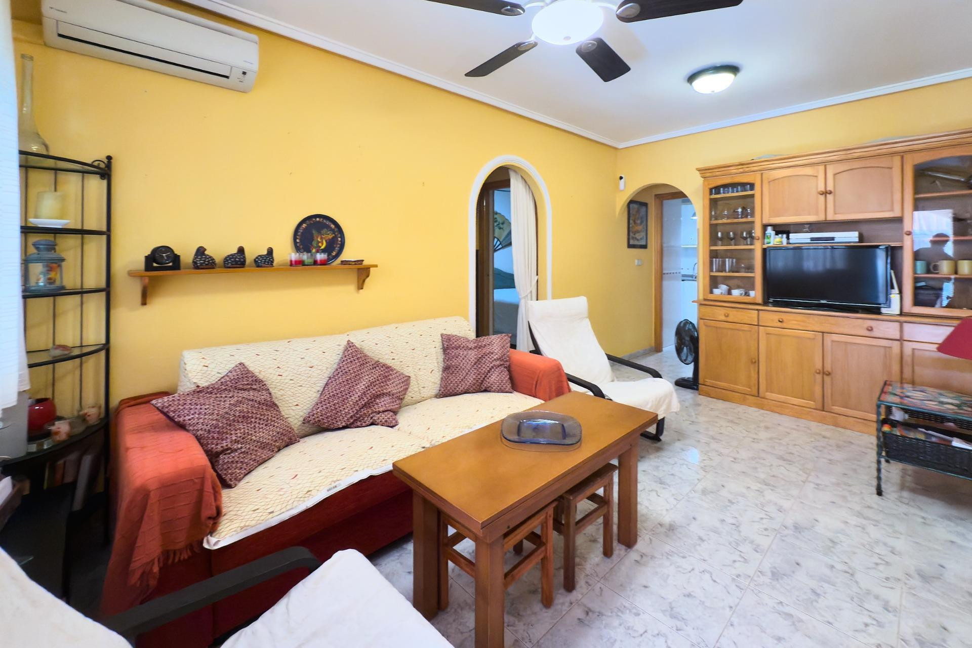 Resale - Ground Floor - Torrevieja - La Mata pueblo