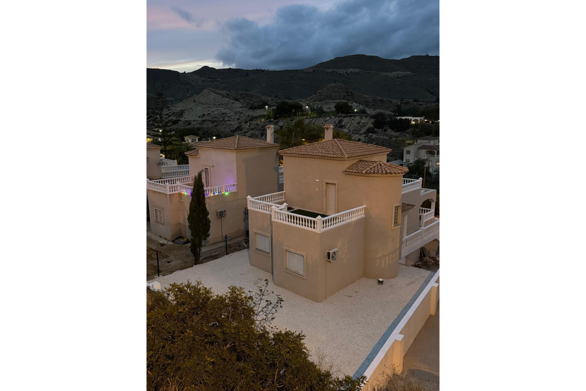 Resale - House - El Campello - Pueblo Acantilado - Lanuza