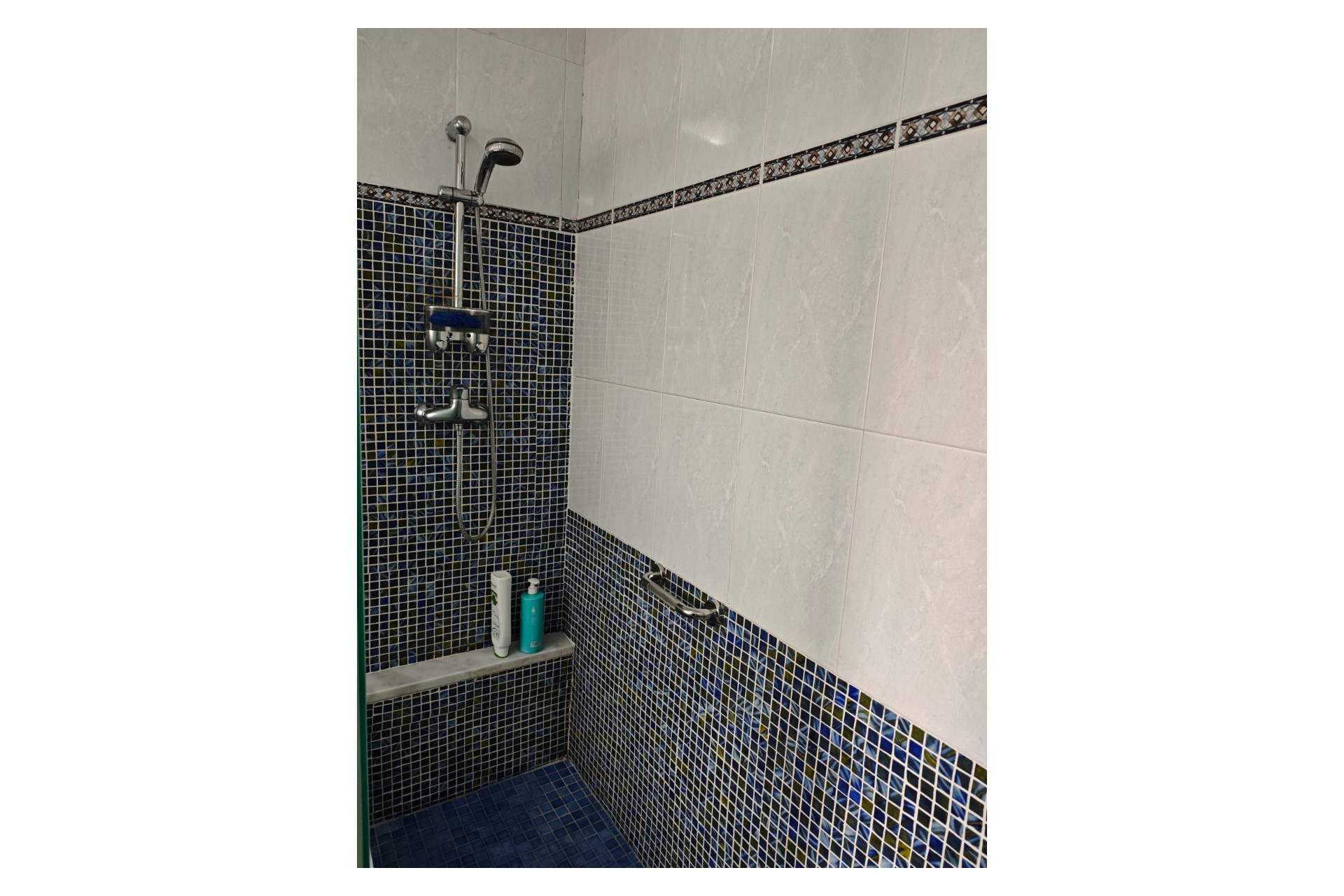 Resale - House - Jeresa - Pueblo