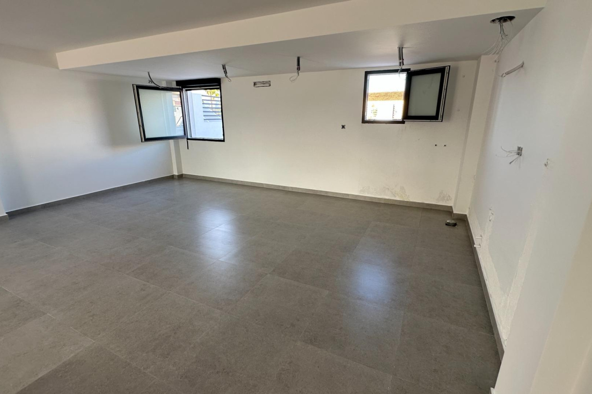 Resale - House - Oliva - Oliva, Zona de - Oliva