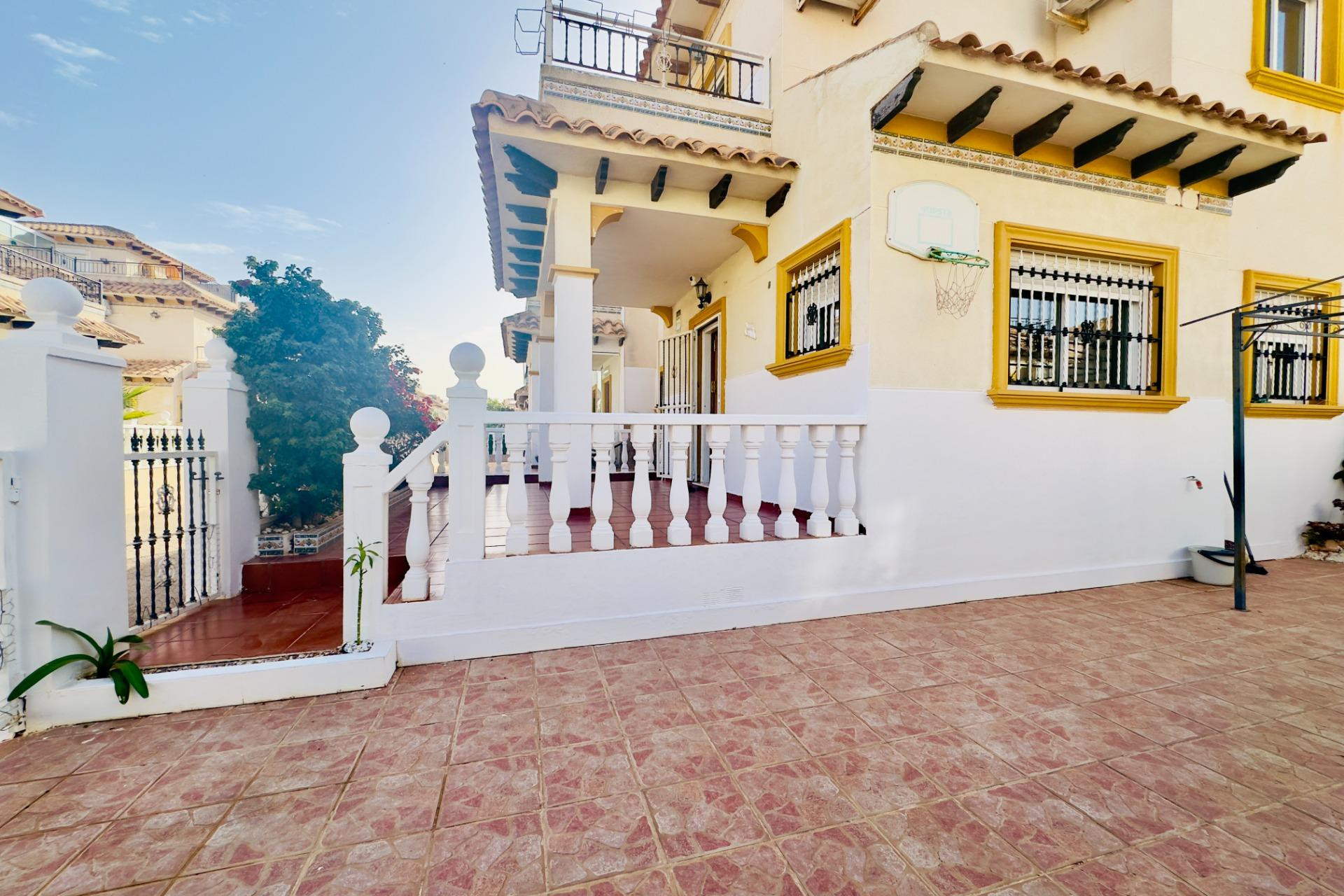 Resale - House - Orihuela Costa - Cabo Roig