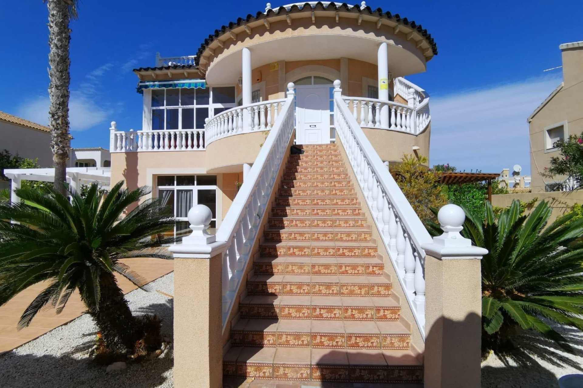 Resale - House - Orihuela Costa - La Florida