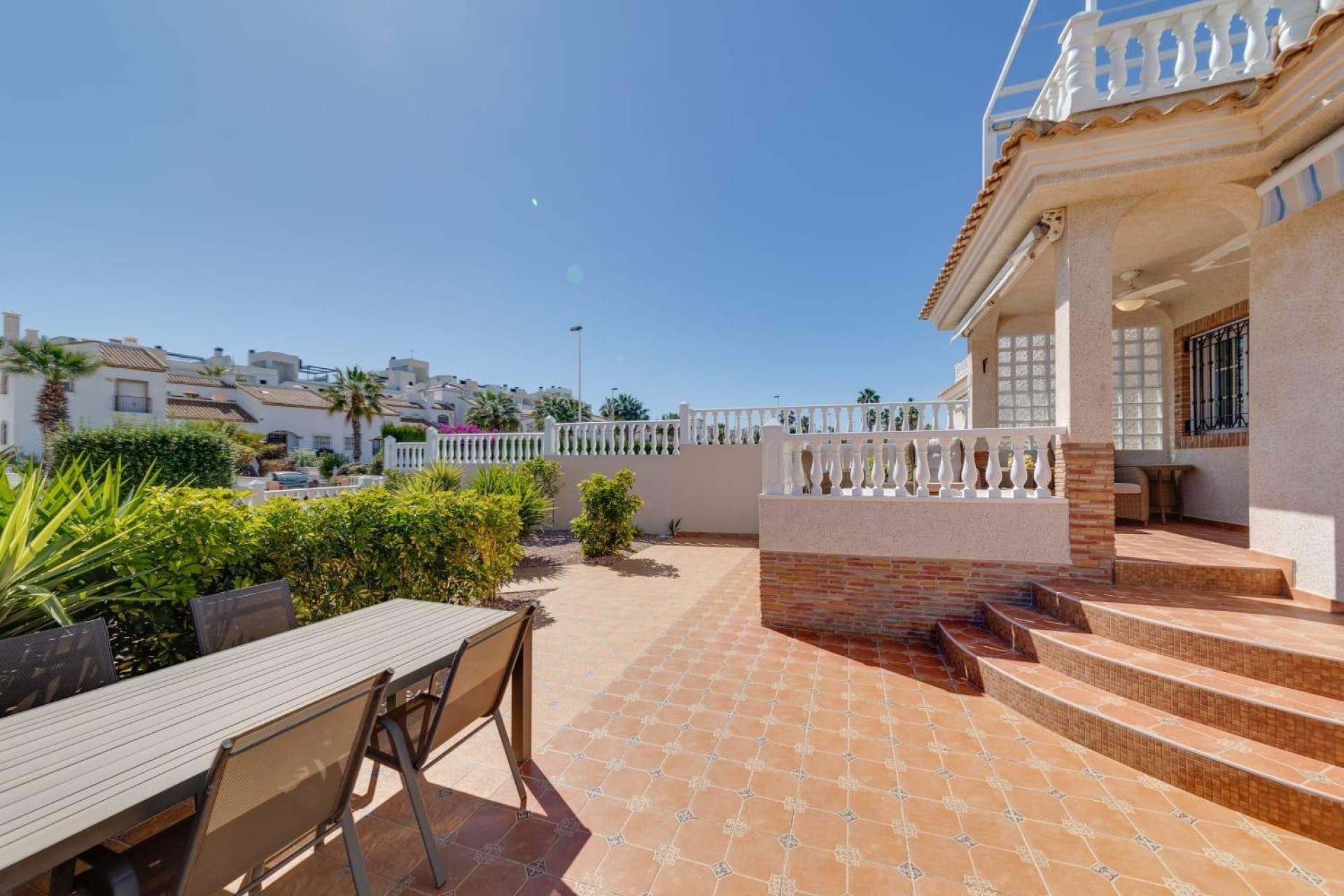 Resale - House - Orihuela Costa - Los Dolses