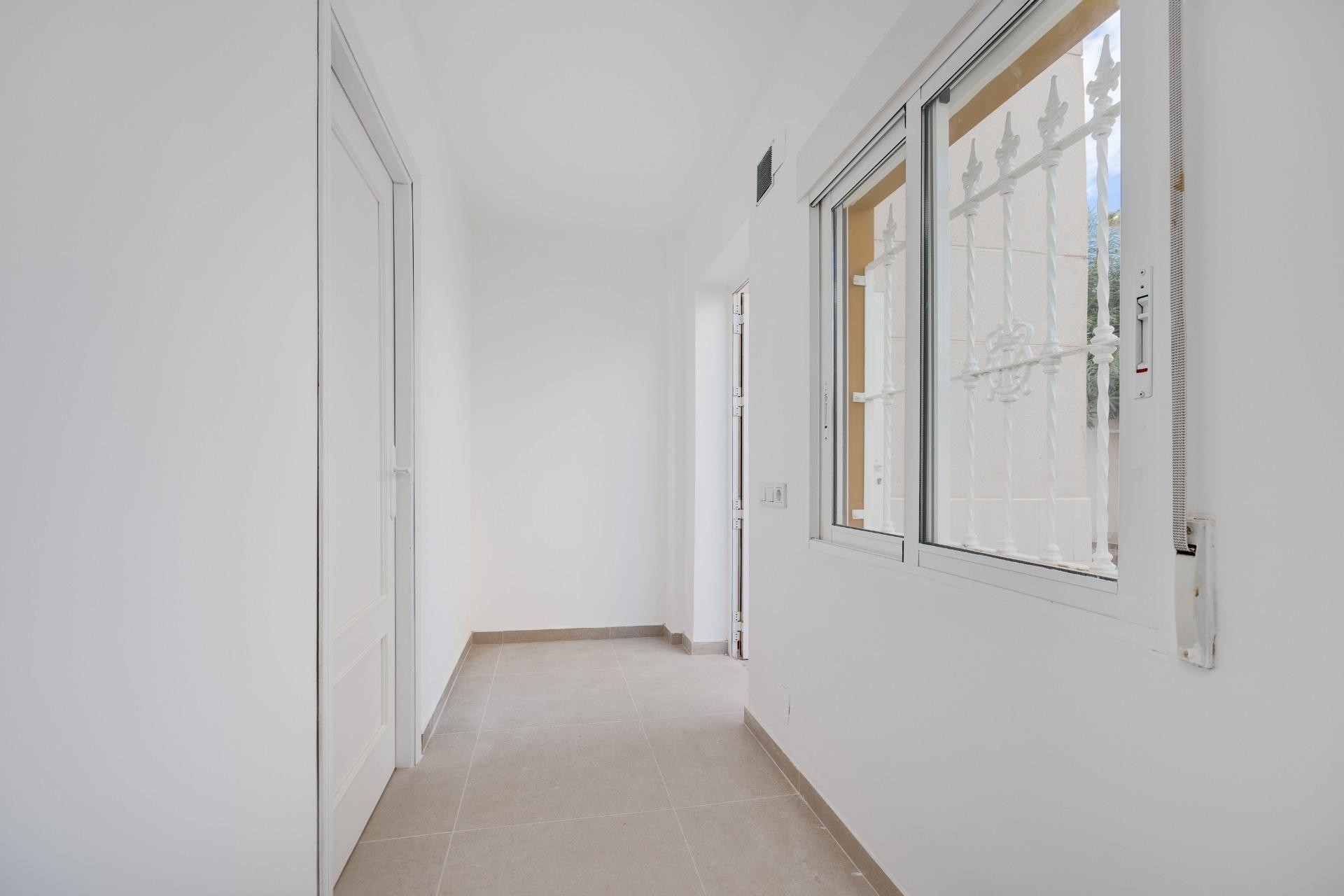 Resale - House - Orihuela Costa - Playa Flamenca