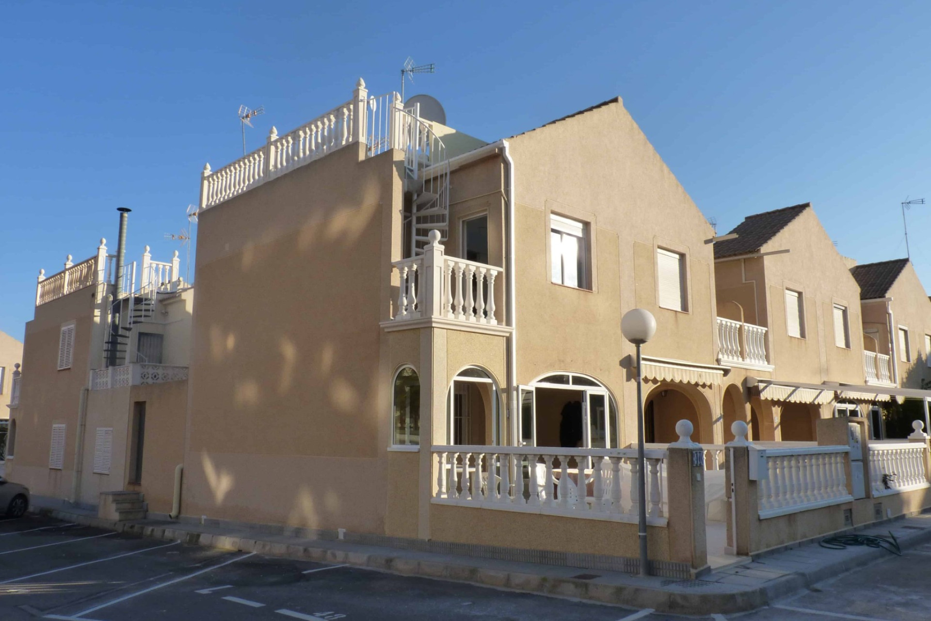 Resale - House - Orihuela Costa - Punta Prima