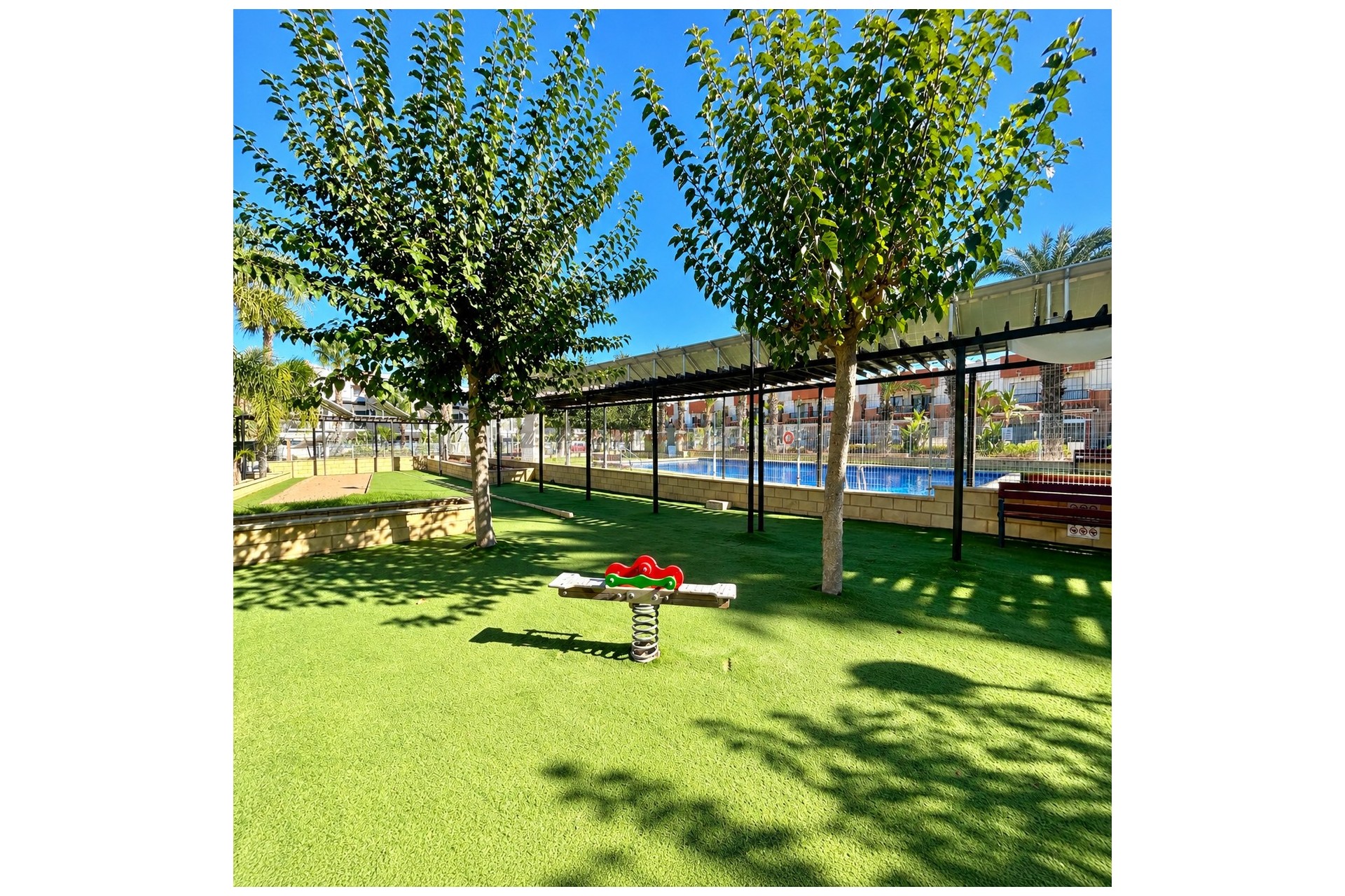 Resale - House - Orihuela Costa - Villamartín