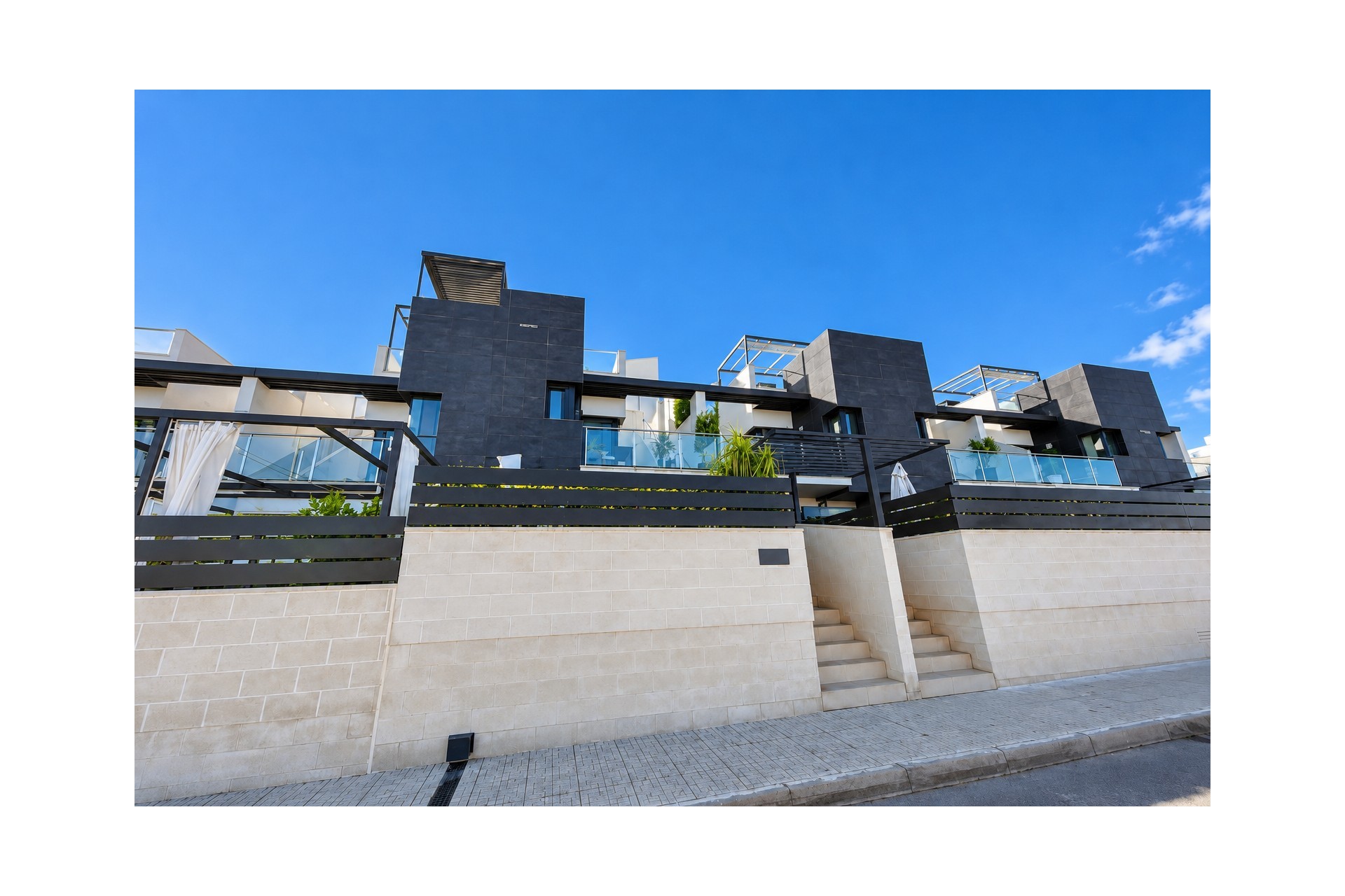 Resale - House - Orihuela Costa - Villamartín