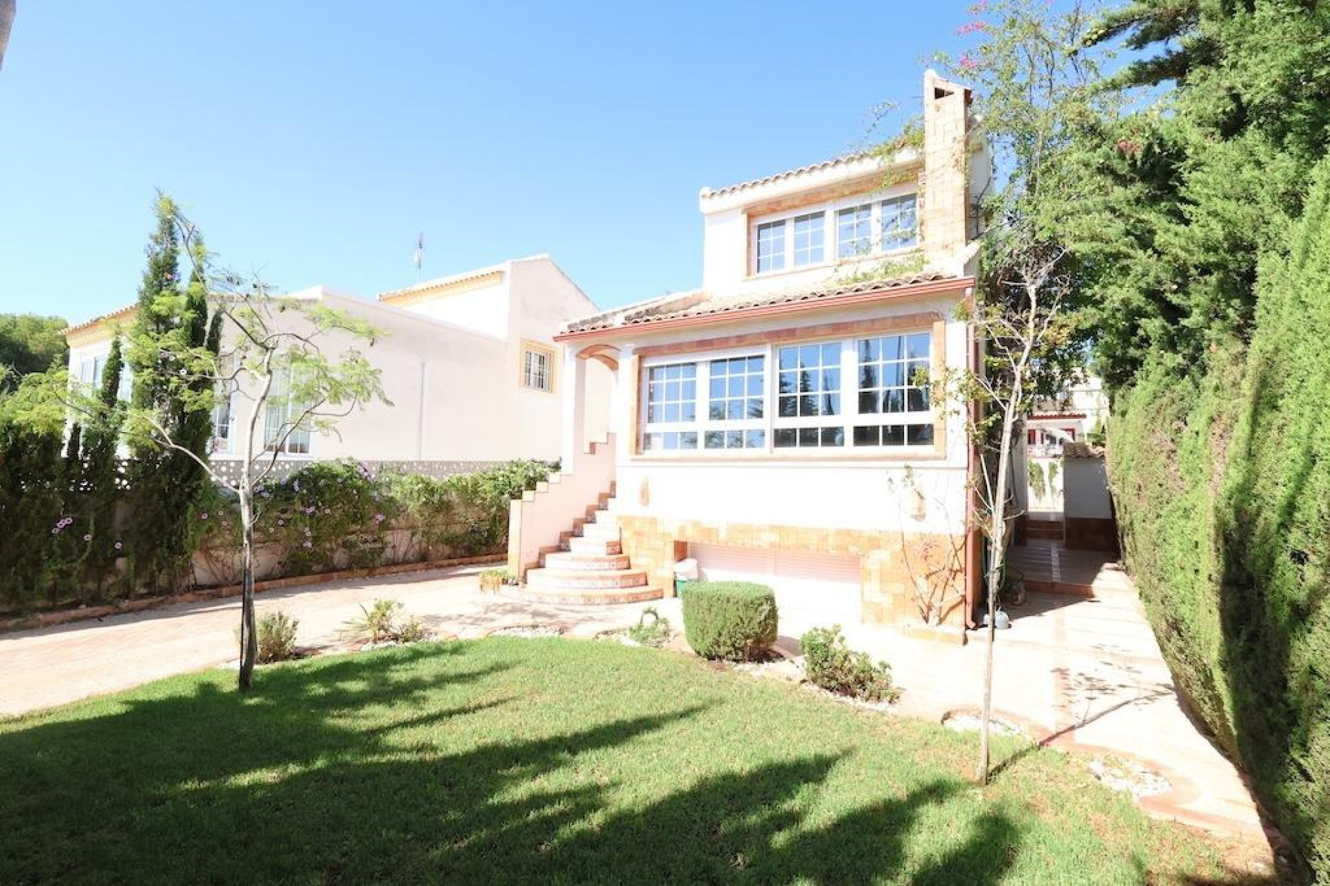 Resale - House - Orihuela Costa - Villamartín