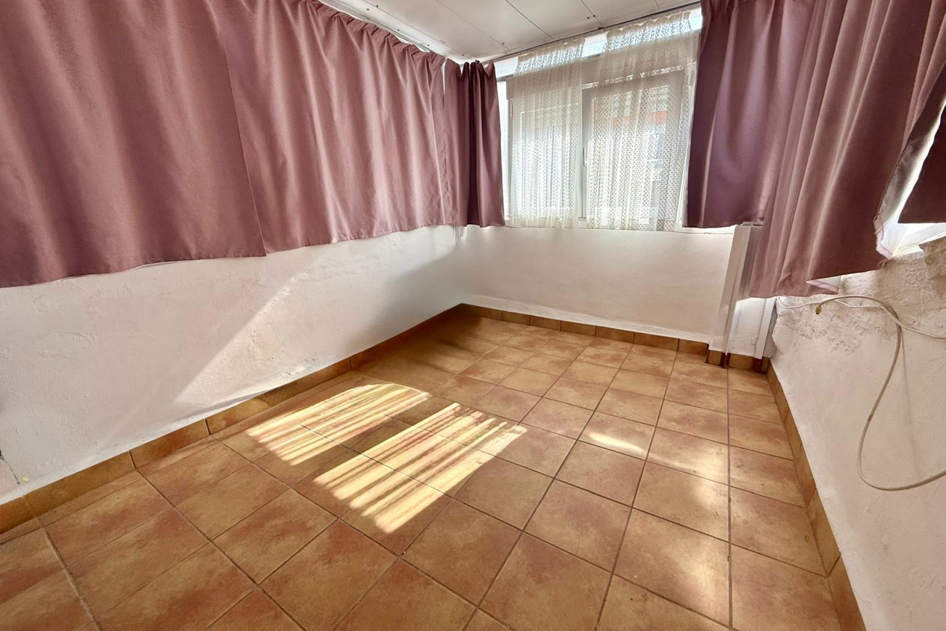 Resale - House - Piles - Pueblo