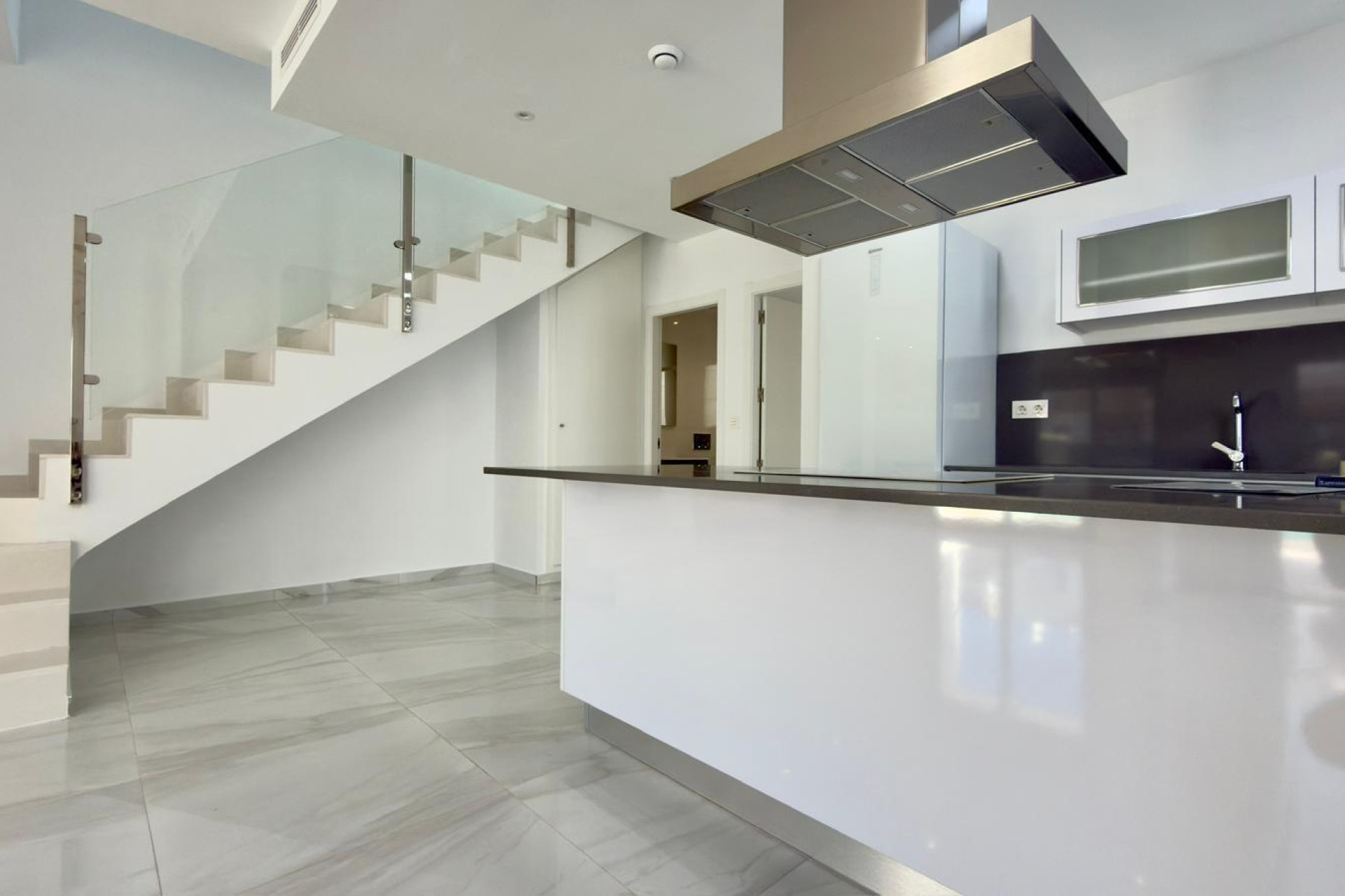 Resale - House - Polop - Alberca