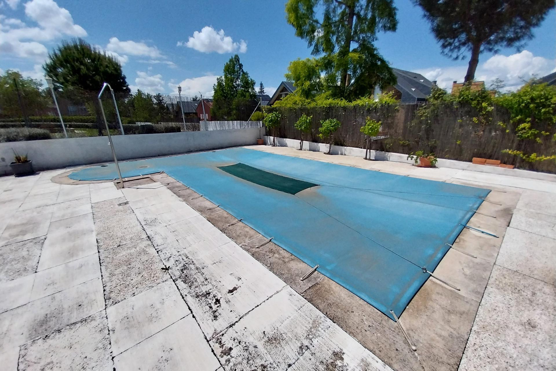 Resale - House - Pozuelo de Alarcon - Zona Pueblo