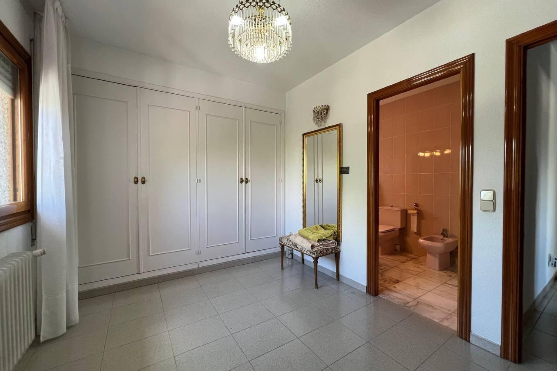 Resale - House - Pozuelo de Alarcon - Zona Pueblo