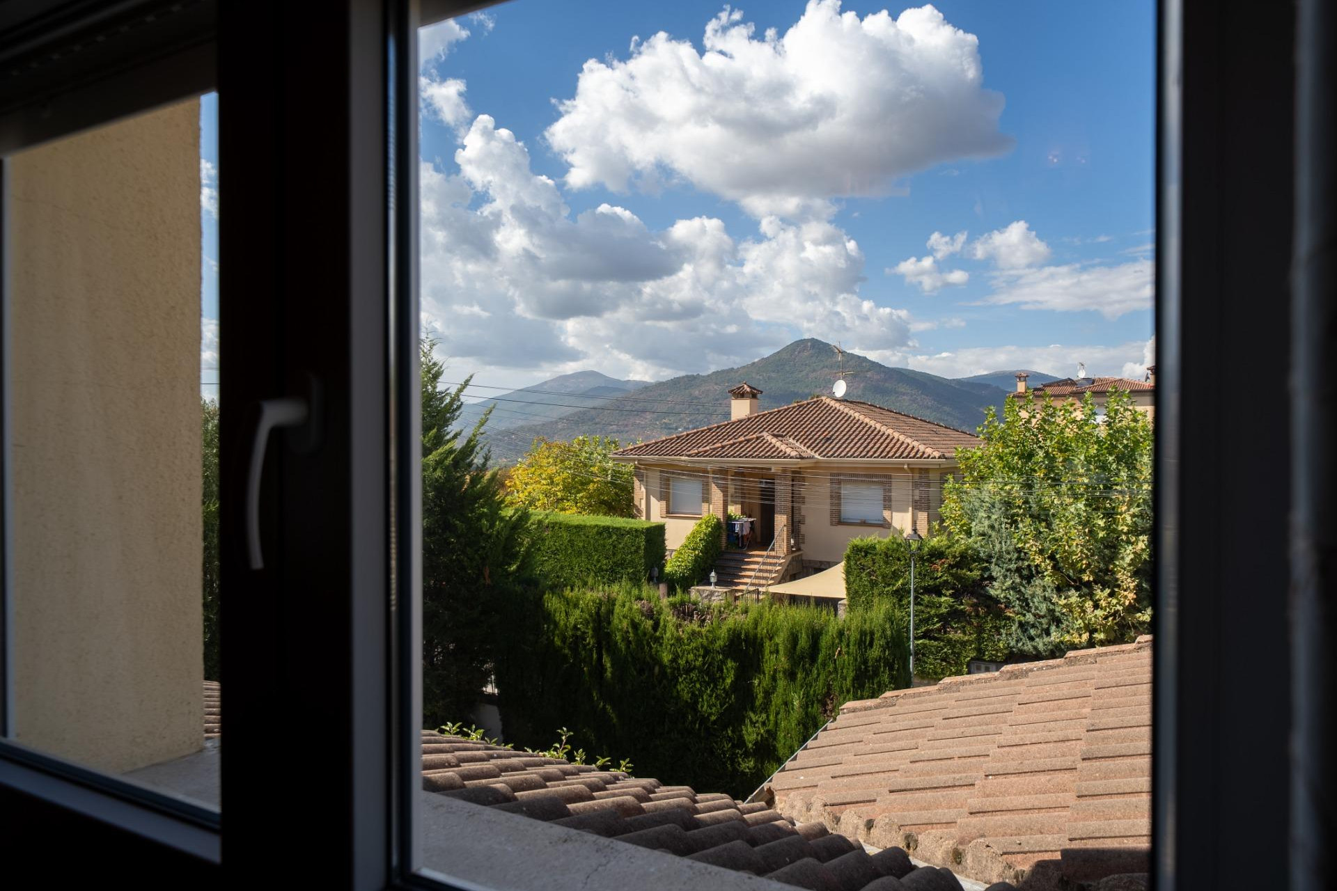 Resale - House - San Martin de Valdeiglesias - Garnacho