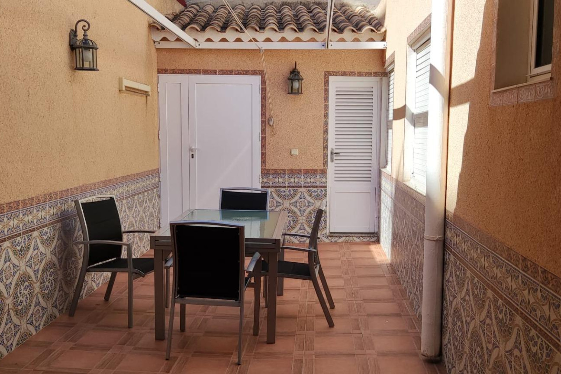Resale - House - Torrevieja - Centro