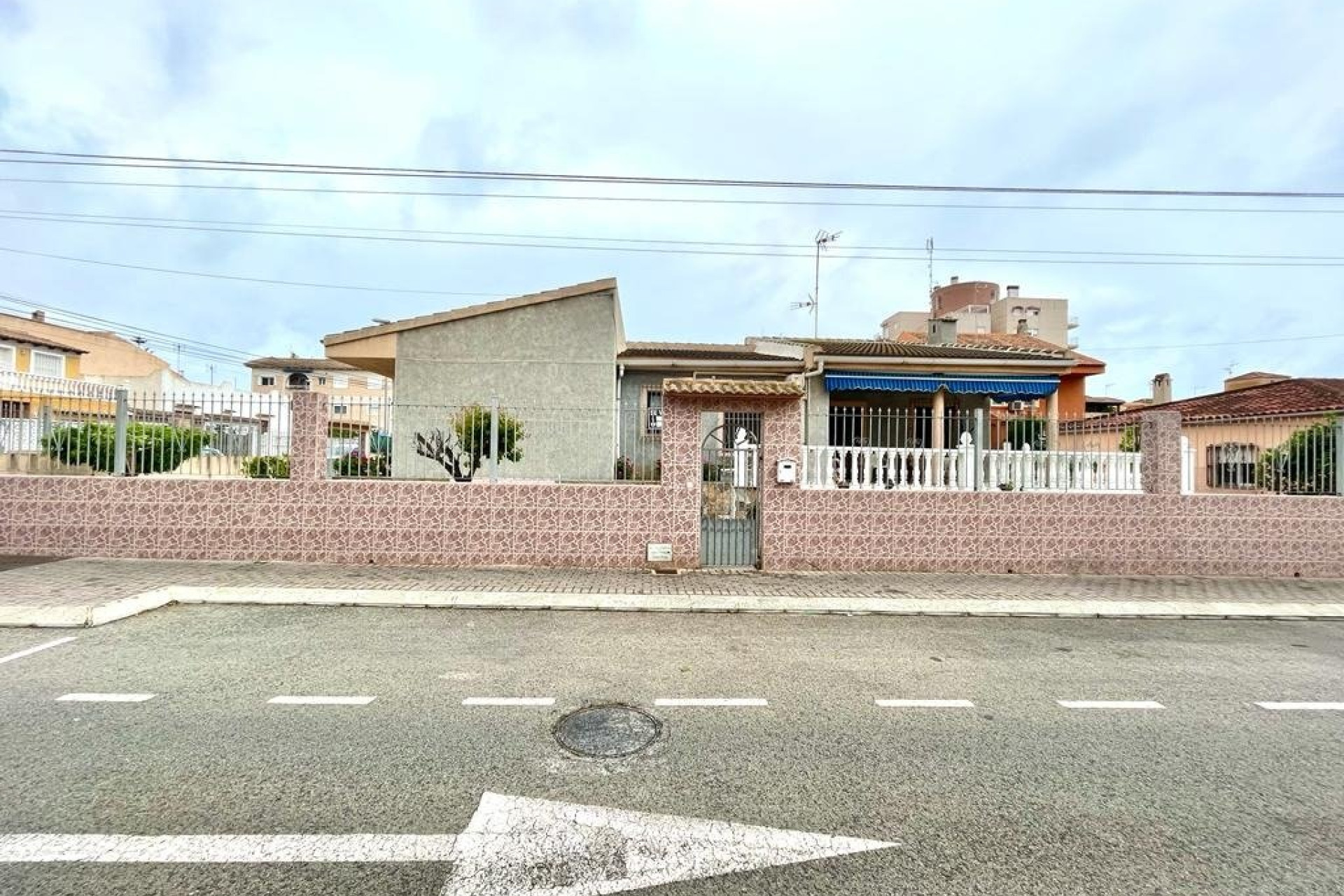 Resale - House - Torrevieja - Centro