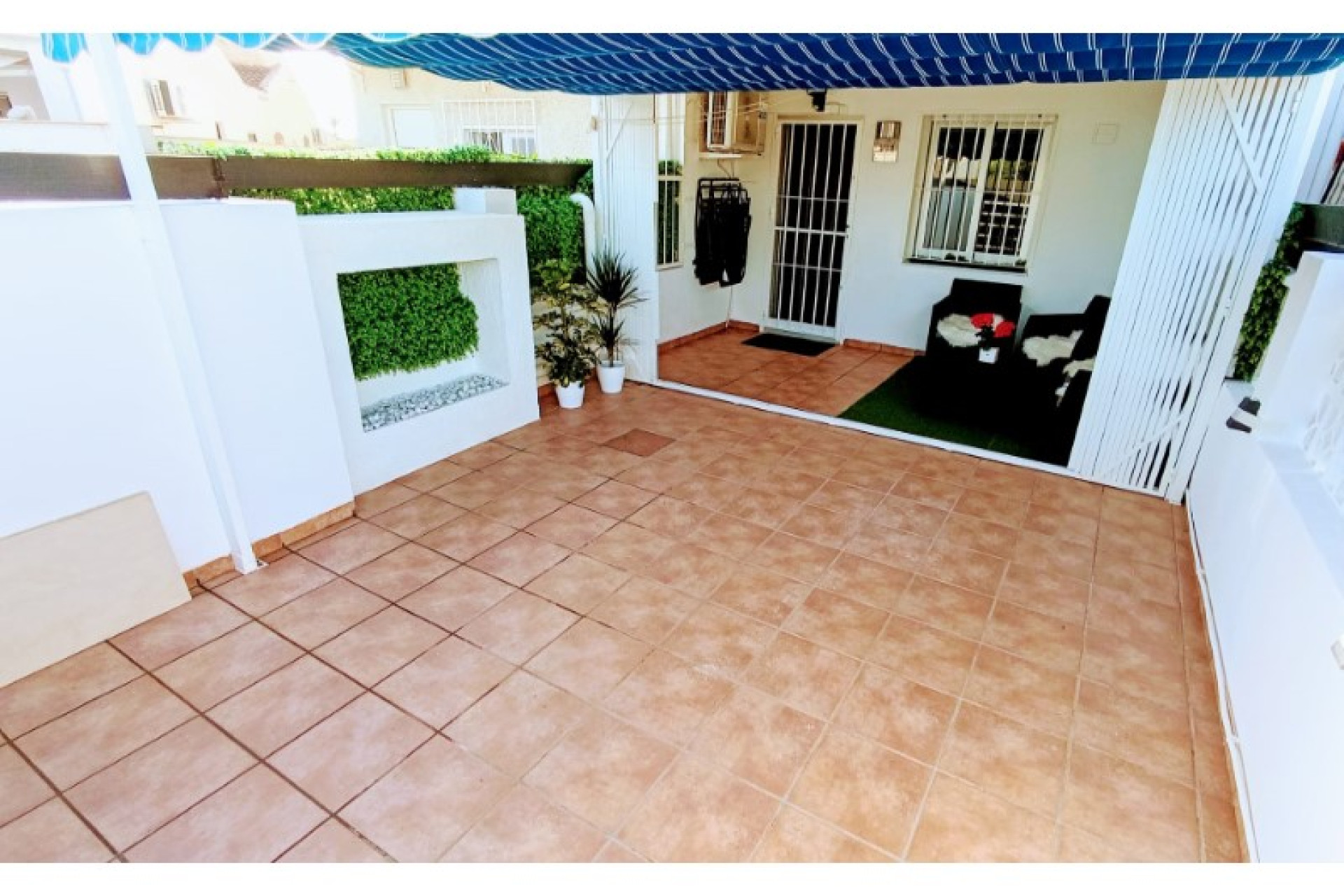 Resale - House - Torrevieja - La Siesta - El Salado - Torreta