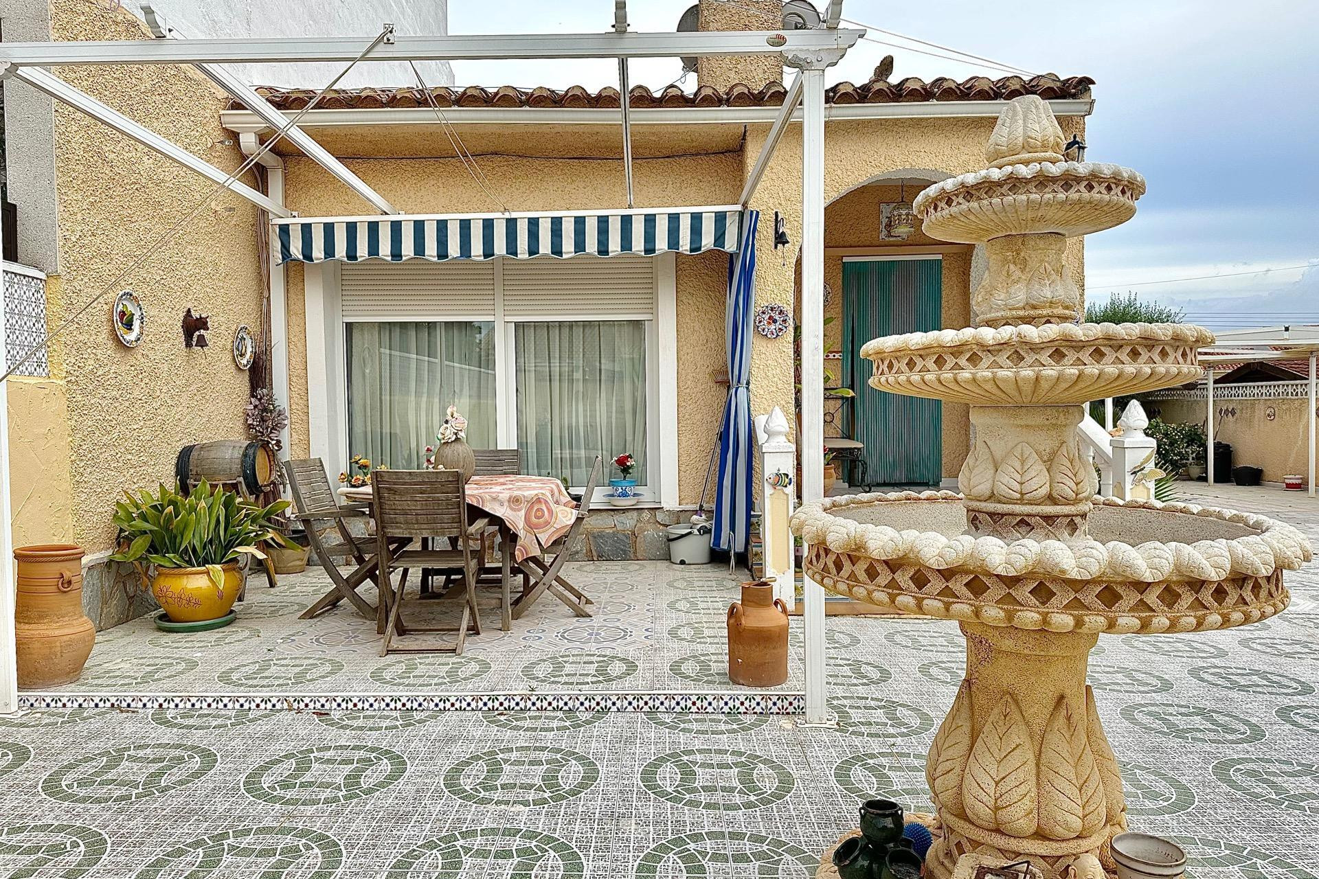 Resale - House - Torrevieja - La siesta