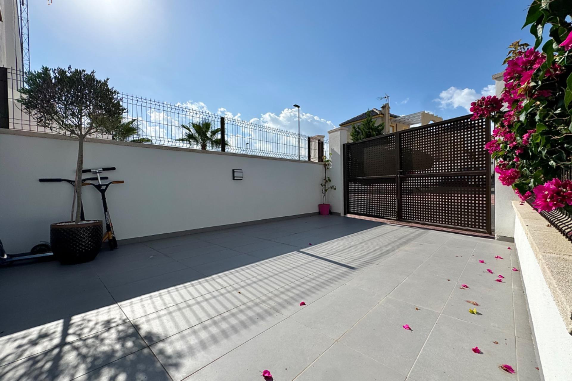 Resale - House - Torrevieja - Los altos