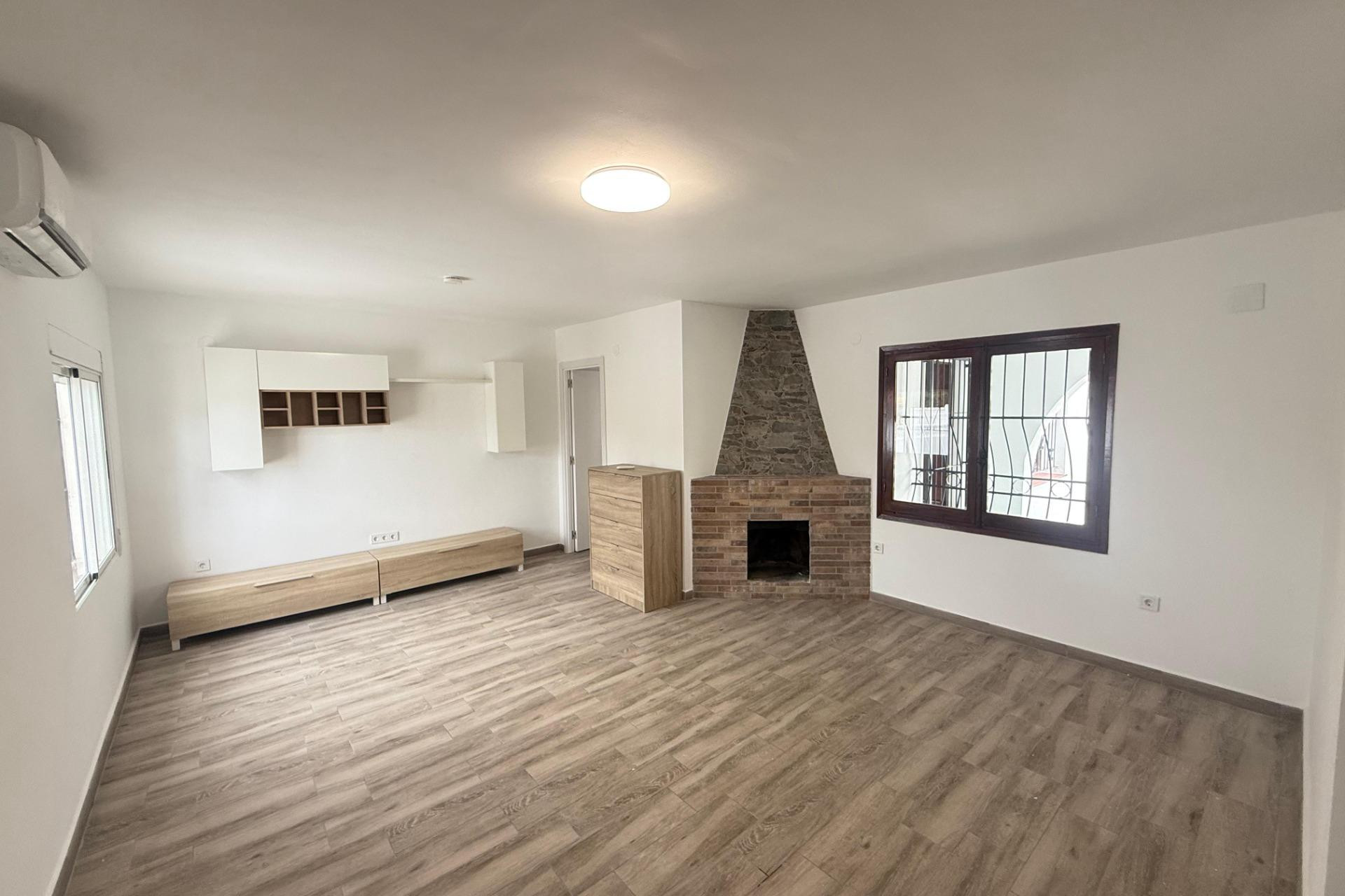 Resale - House - Torrevieja - Los Frutales