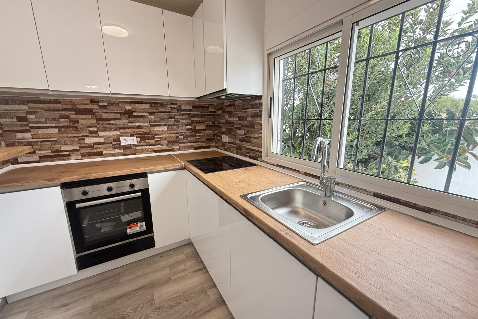 Resale - House - Torrevieja - Los Frutales