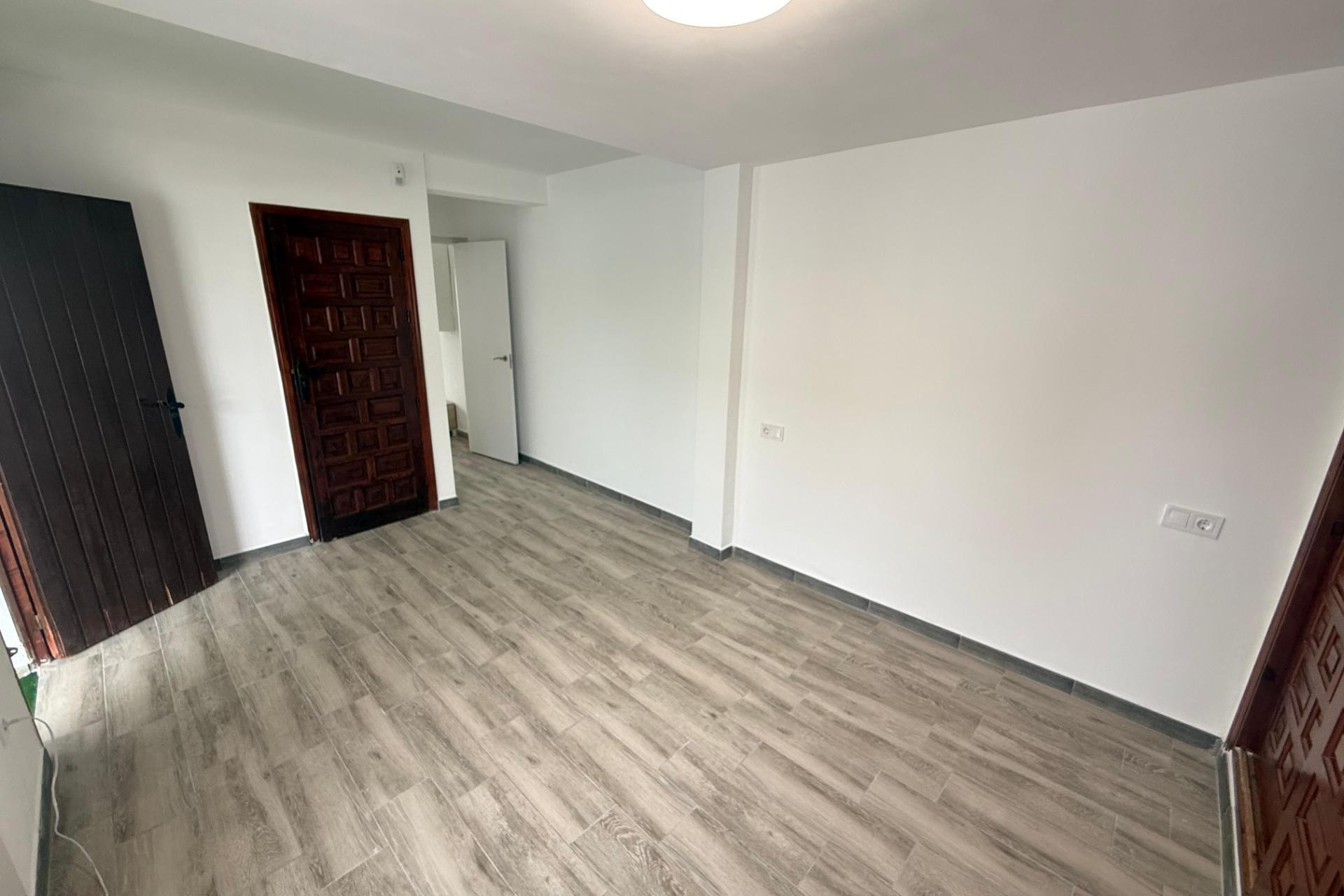 Resale - House - Torrevieja - Los Frutales