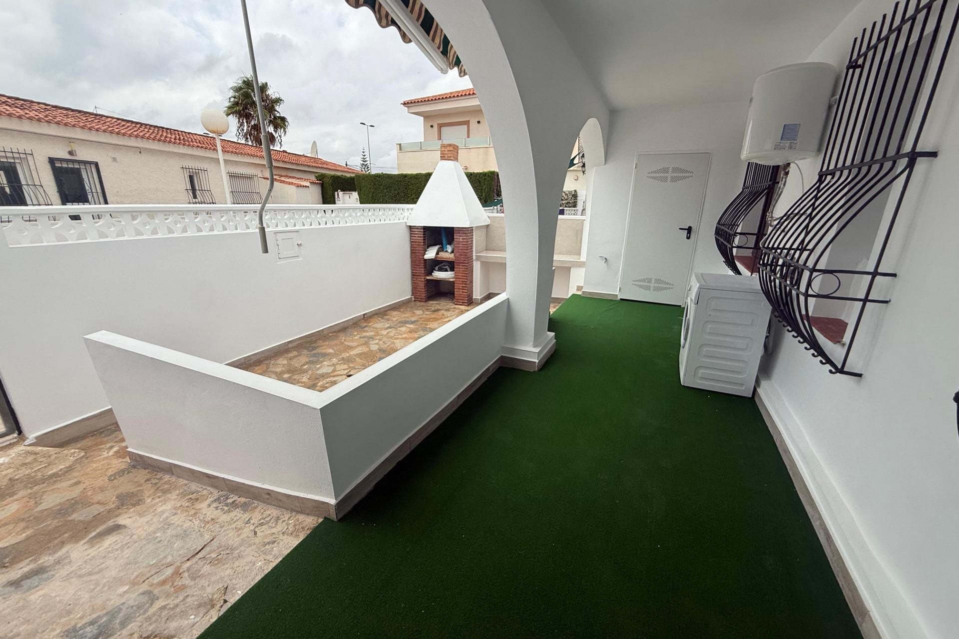 Resale - House - Torrevieja - Los Frutales