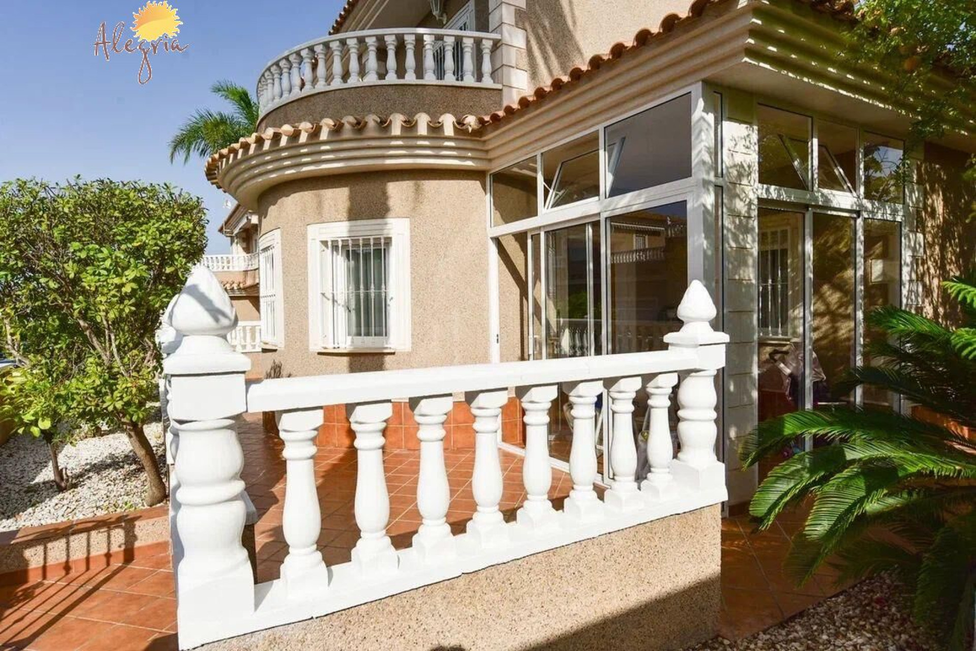 Resale - House - Torrevieja - Punta prima