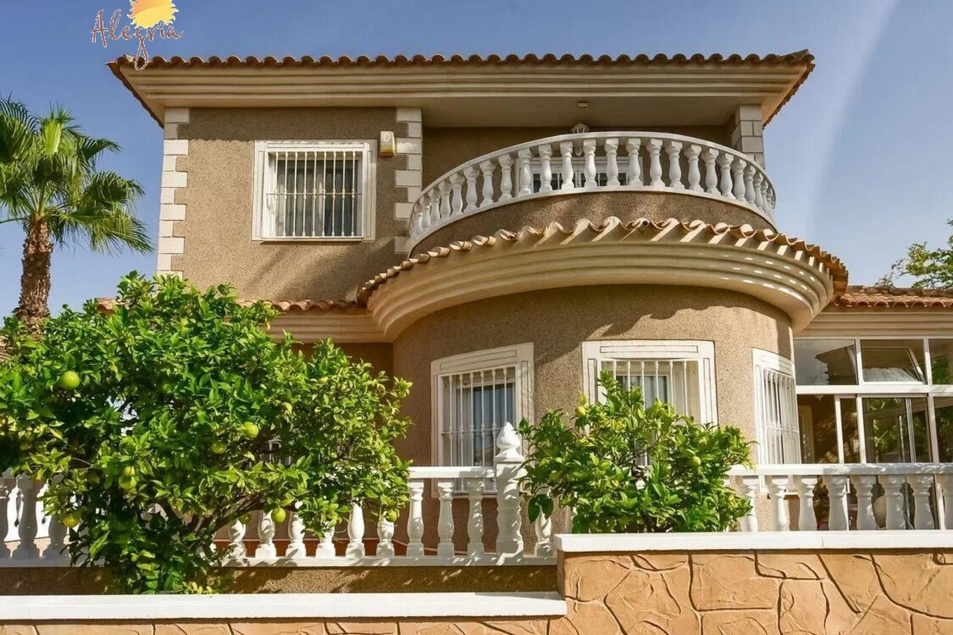 Resale - House - Torrevieja - Punta prima