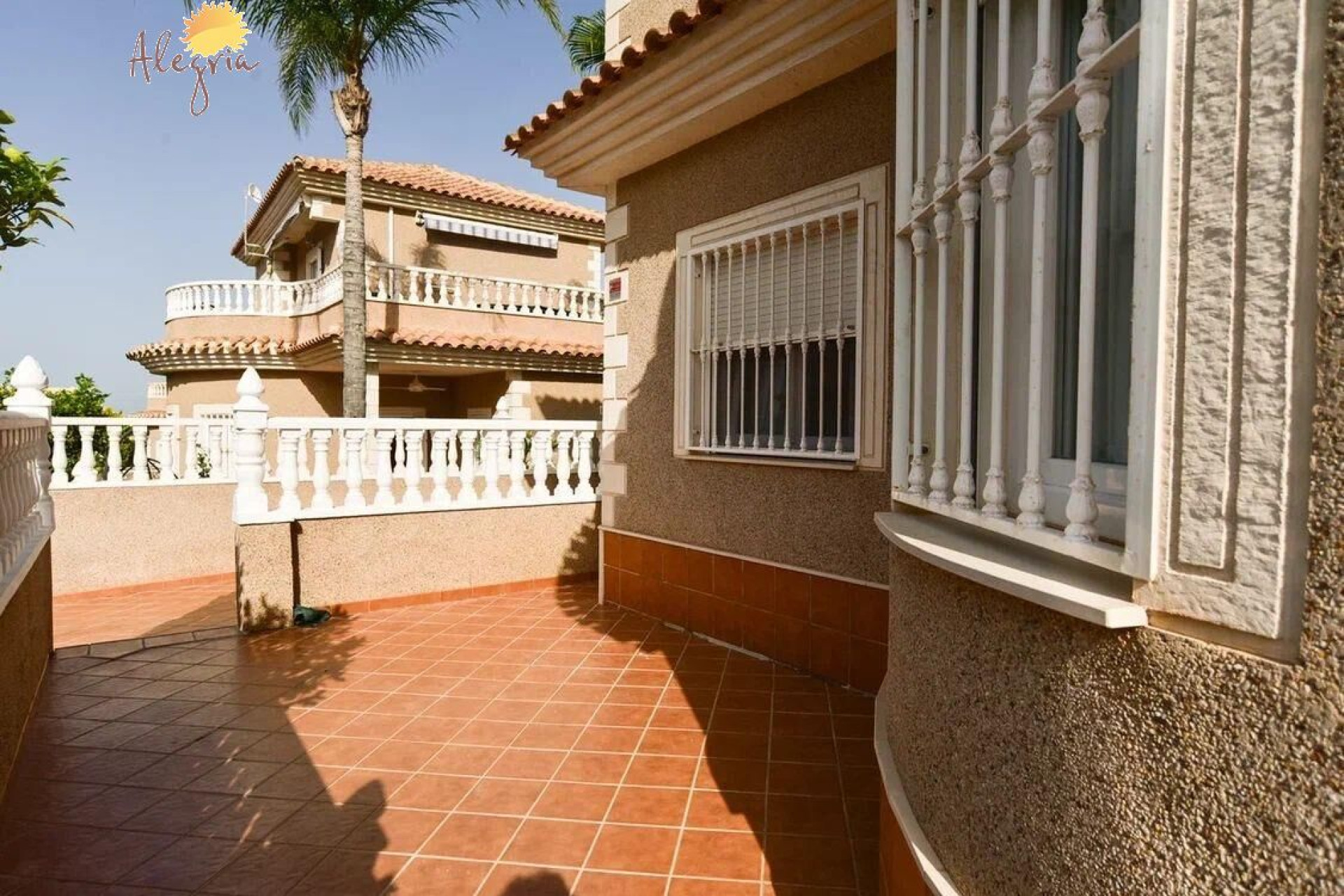 Resale - House - Torrevieja - Punta prima