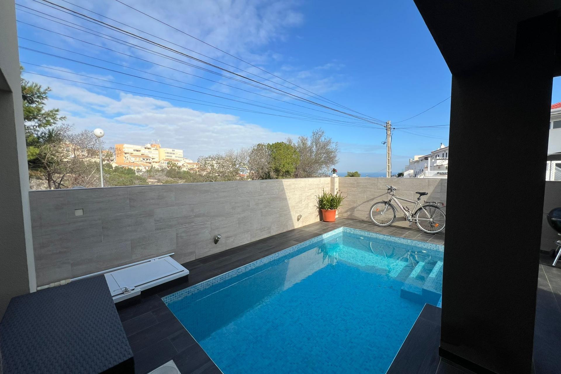 Resale - House - Torrevieja - Torreblanca