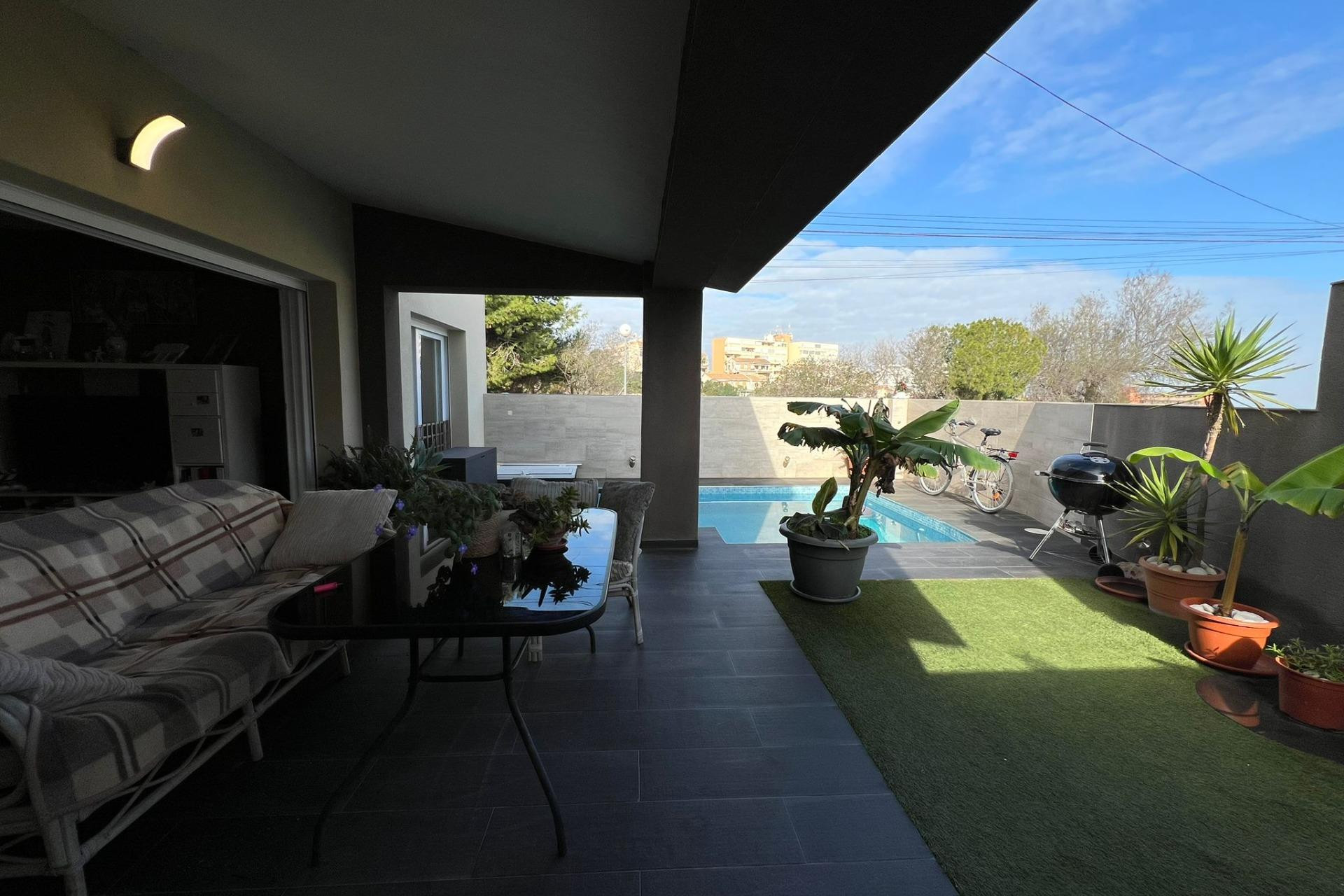 Resale - House - Torrevieja - Torreblanca