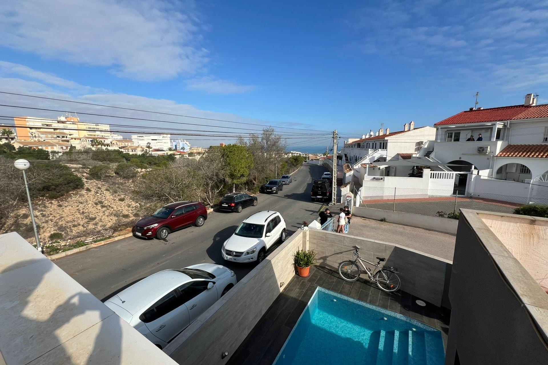 Resale - House - Torrevieja - Torreblanca