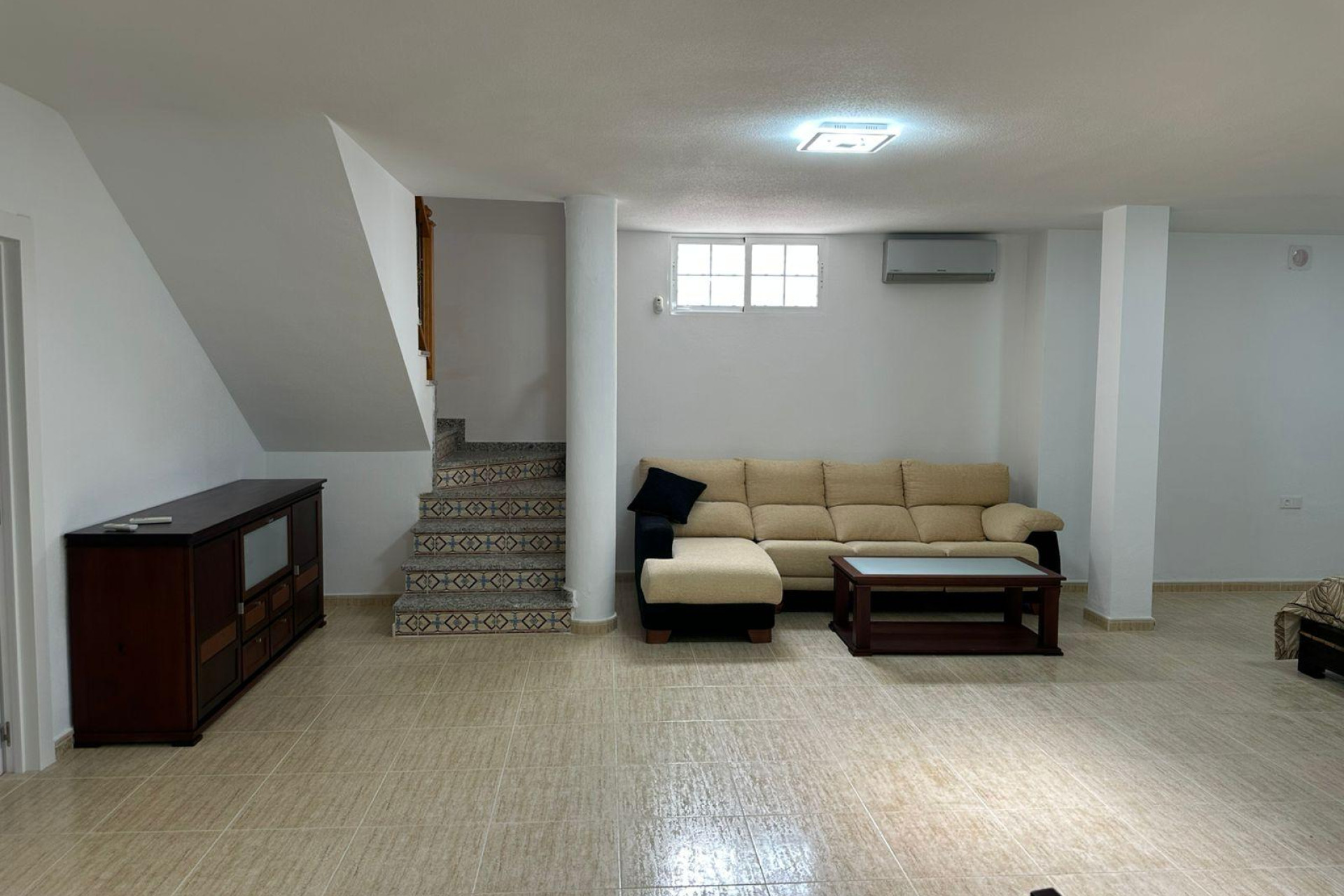 Resale - House - Torrevieja - VILLAMARTIN