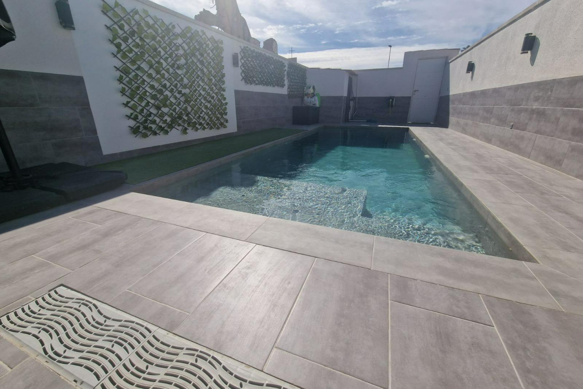 Resale - House - Torrevieja - Zona los Frutales