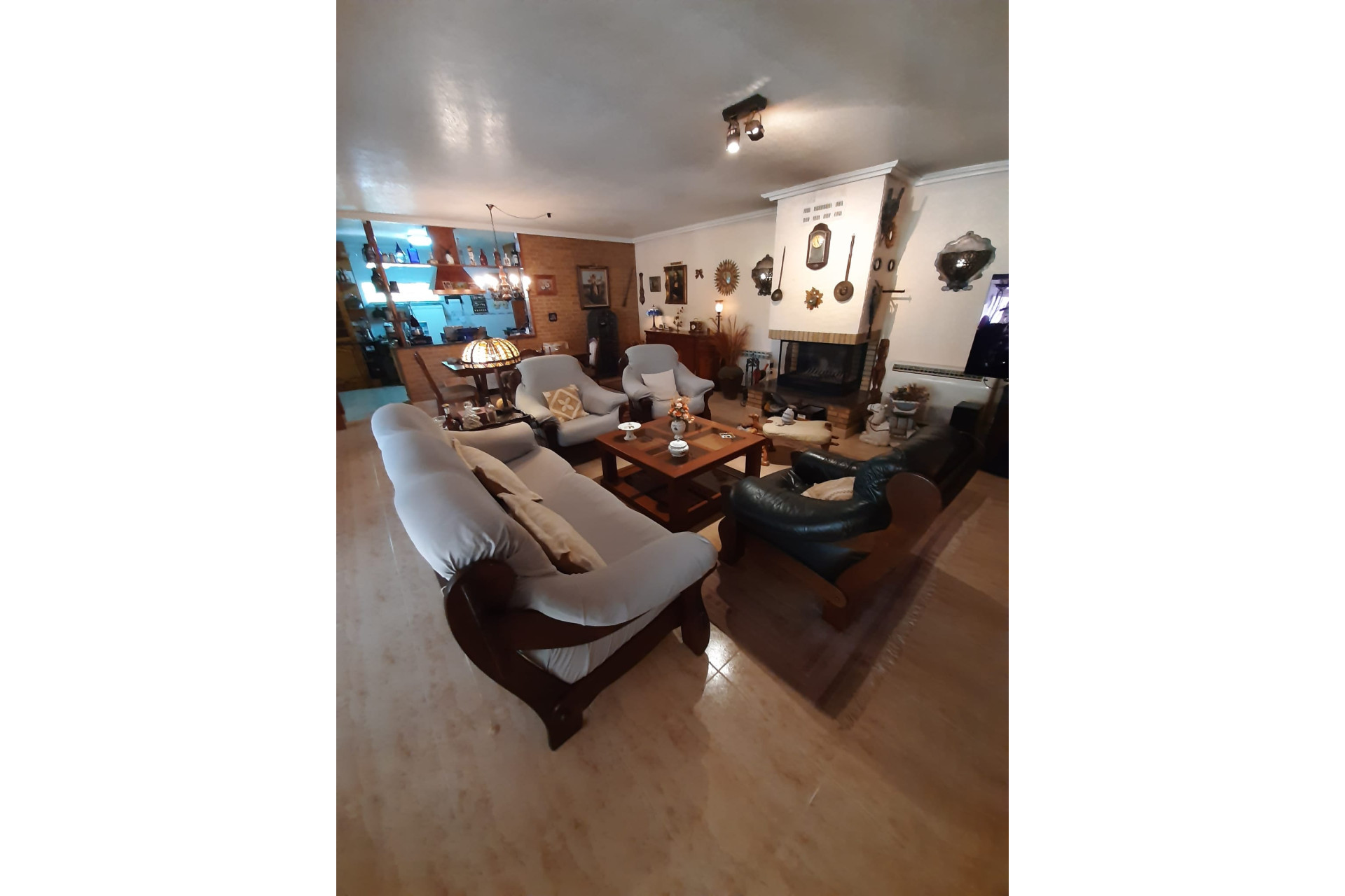 Resale - House - Villamartin