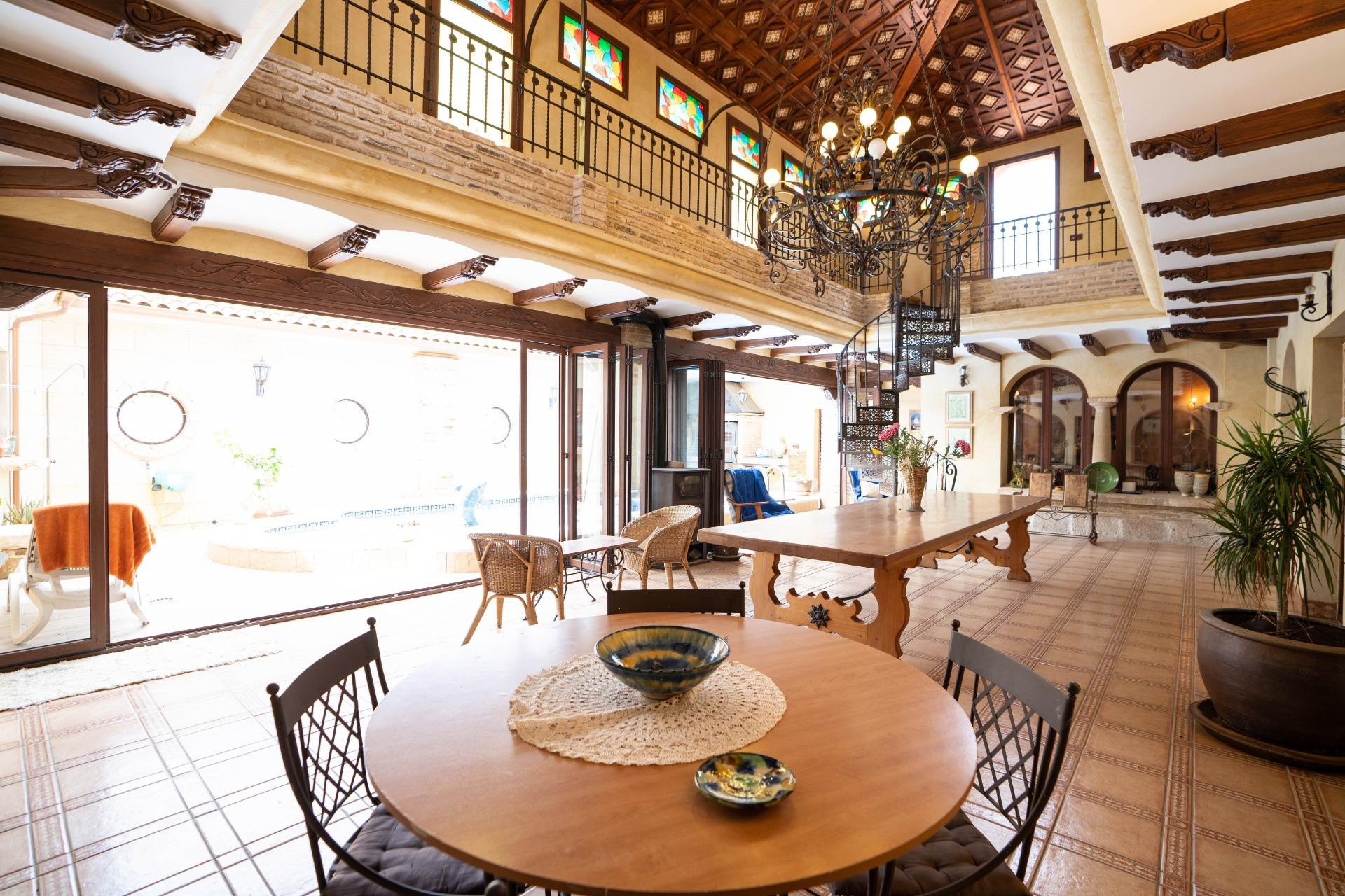 Resale - Inmueble singular - San Miguel de Salinas - CENTRO