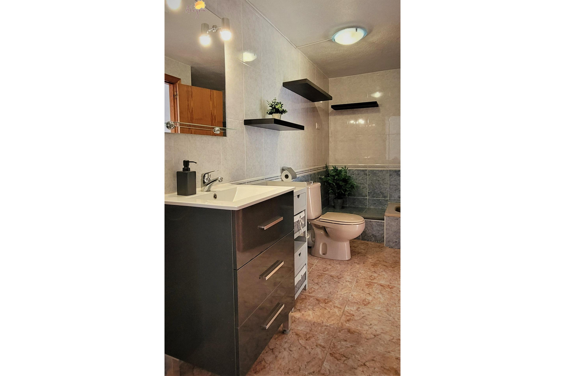 Resale - Inmueble singular - Torrevieja - Los Balcones - Los Altos del Edén