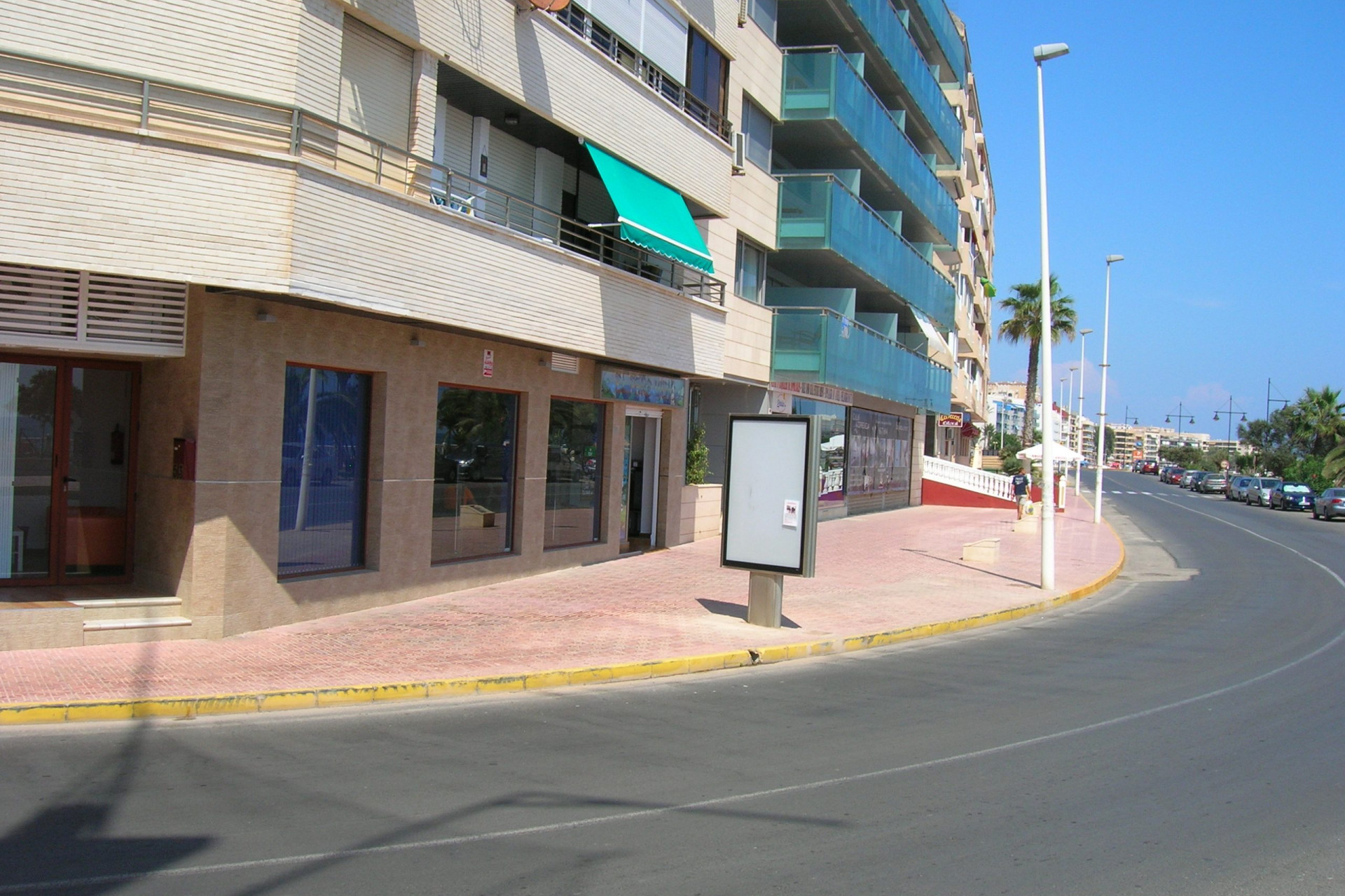 Resale - Local comercial - Torrevieja