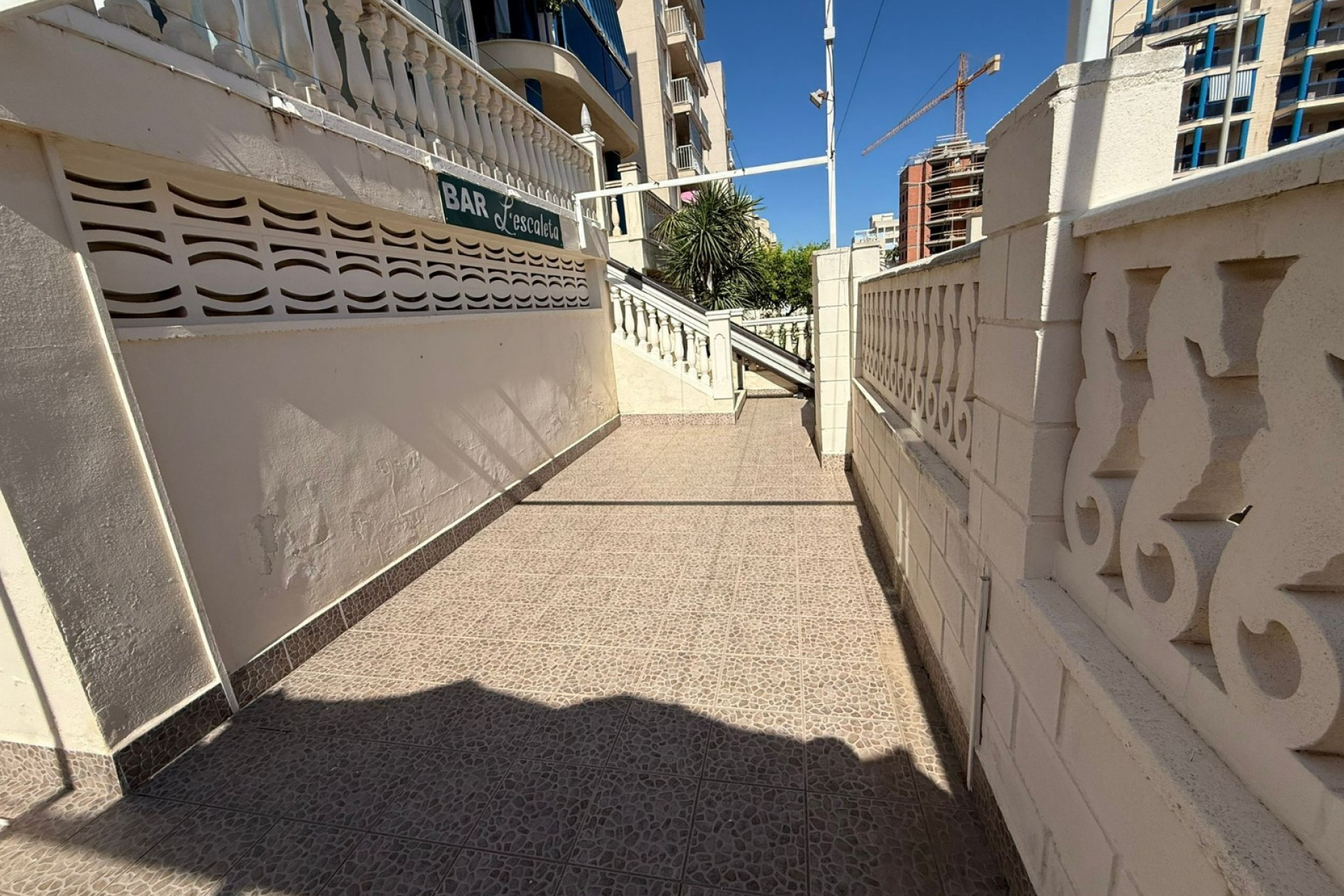 Resale - local - Piles - Playa