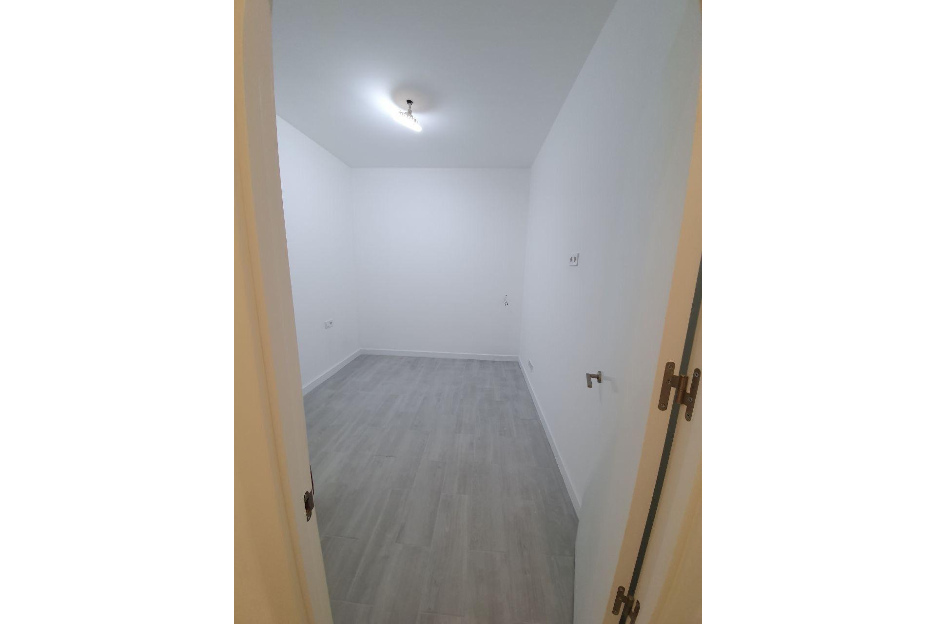 Resale - Oficina - Alicante - Los ángeles