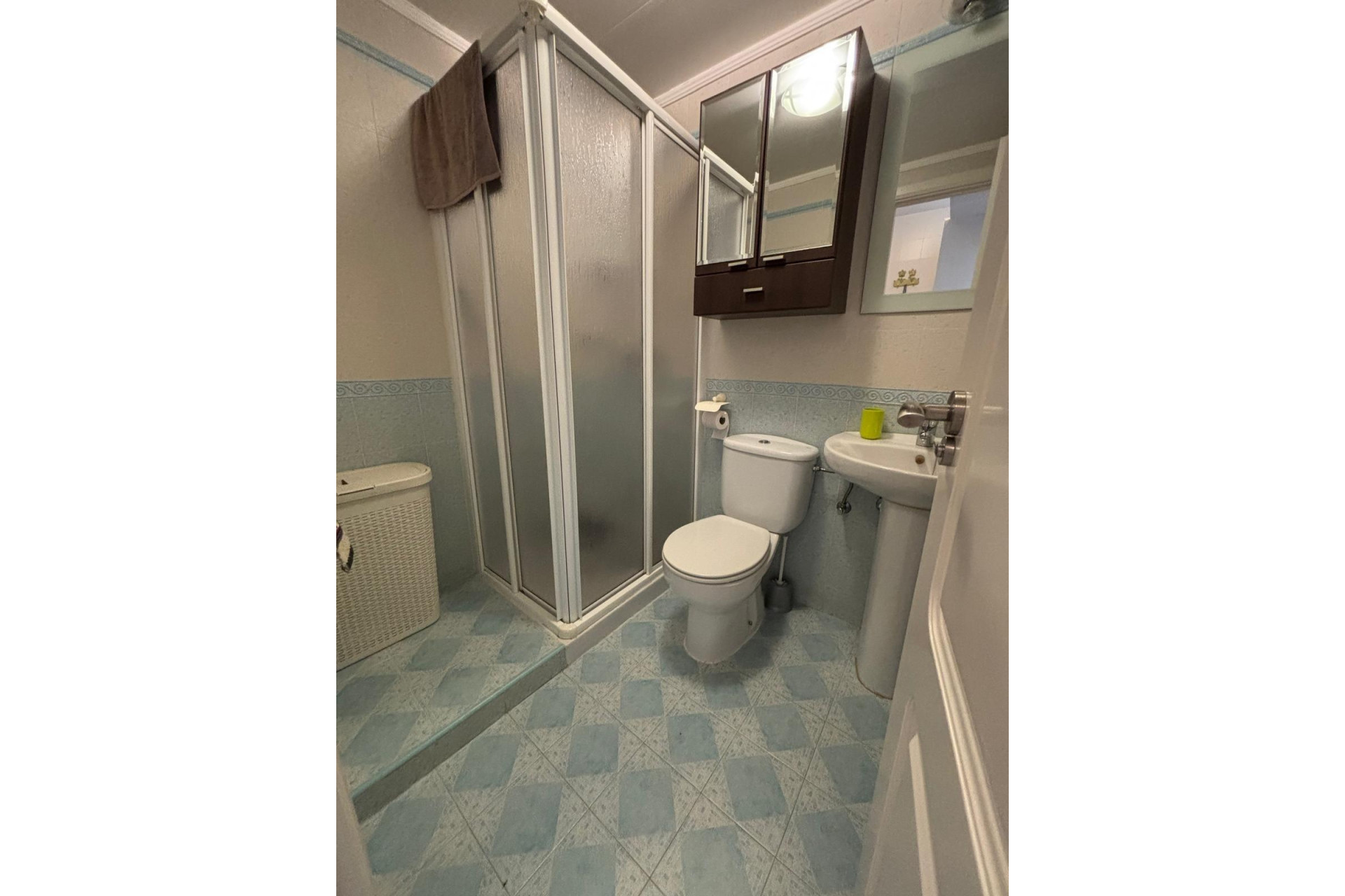 Resale - Pareado - Torrevieja - Carrefour